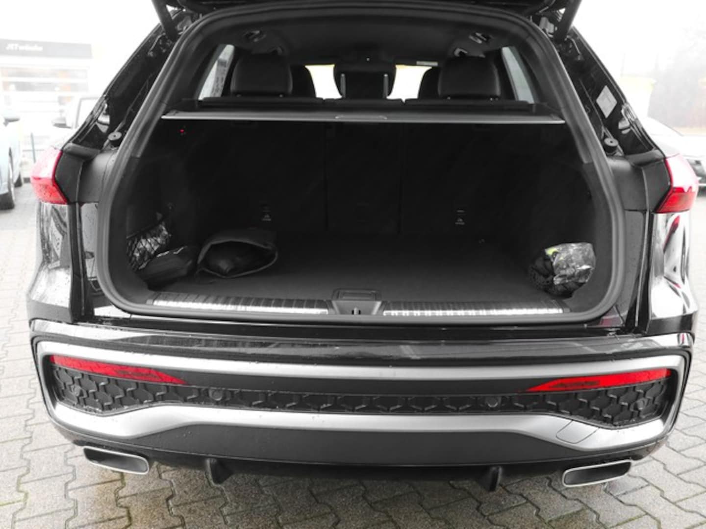 Bild über Audi Q5 SUV TFSI quattro 150 kW S tronic - für weitere Informationen kontaktieren Sie den Audi Partner
