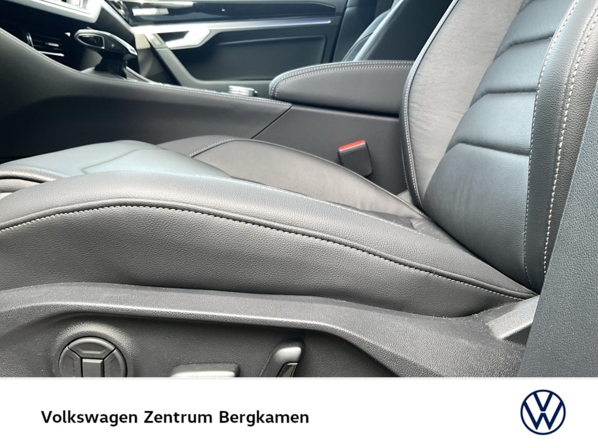 Volkswagen Touareg R