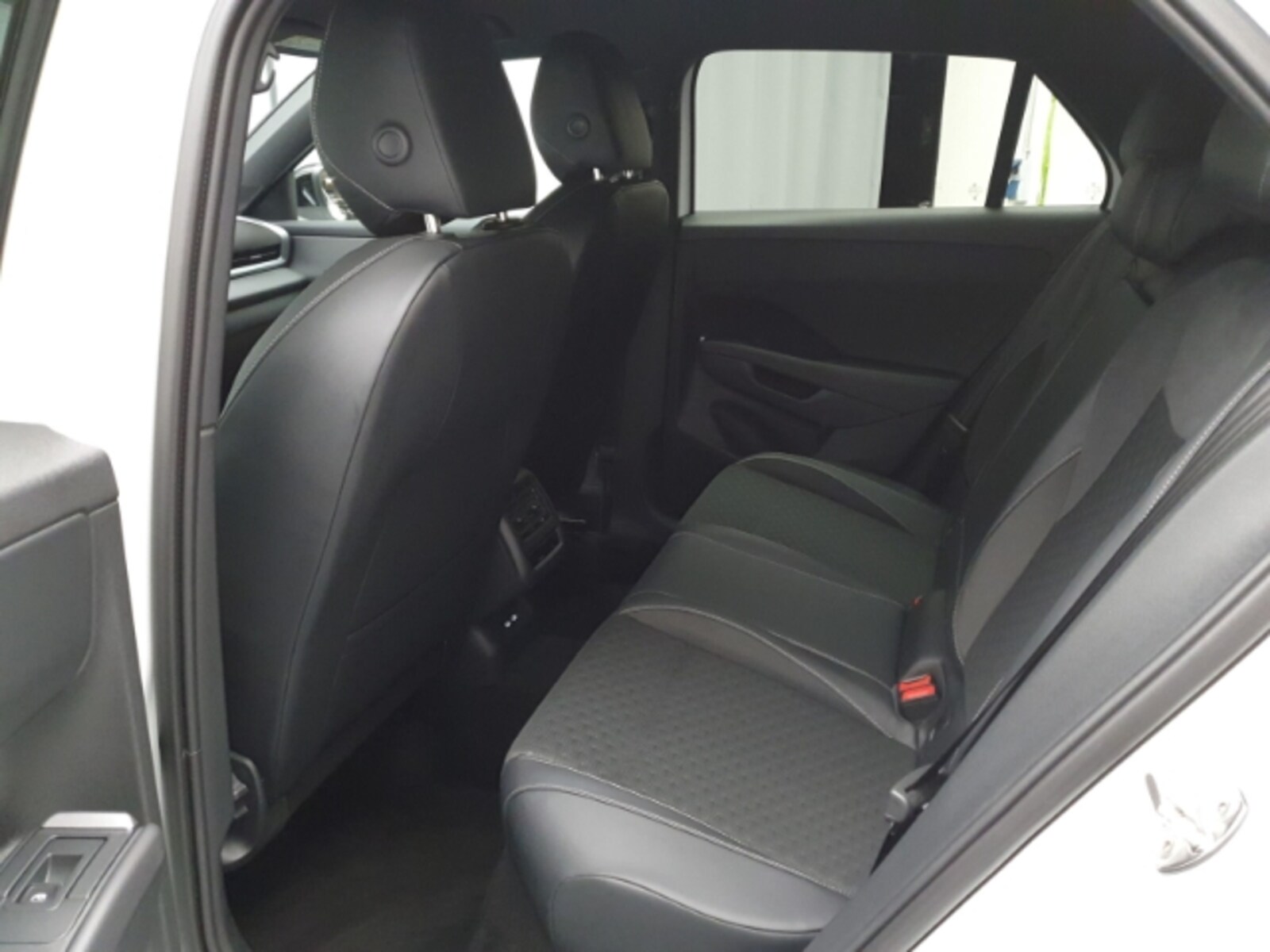 Volkswagen T-Roc – Bild 9