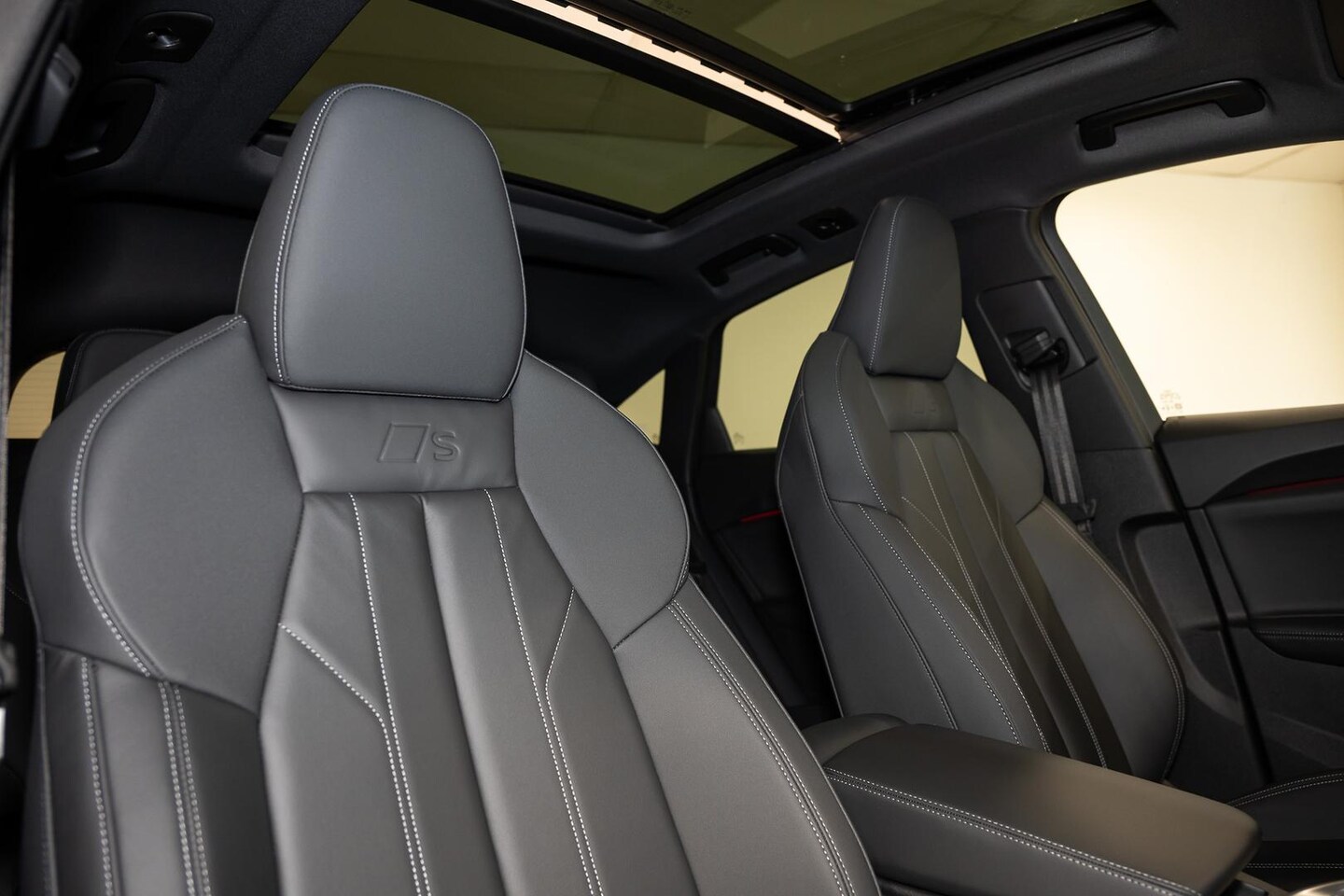 Image about Audi Q5 Sportback TFSI quattro 200 kW sport