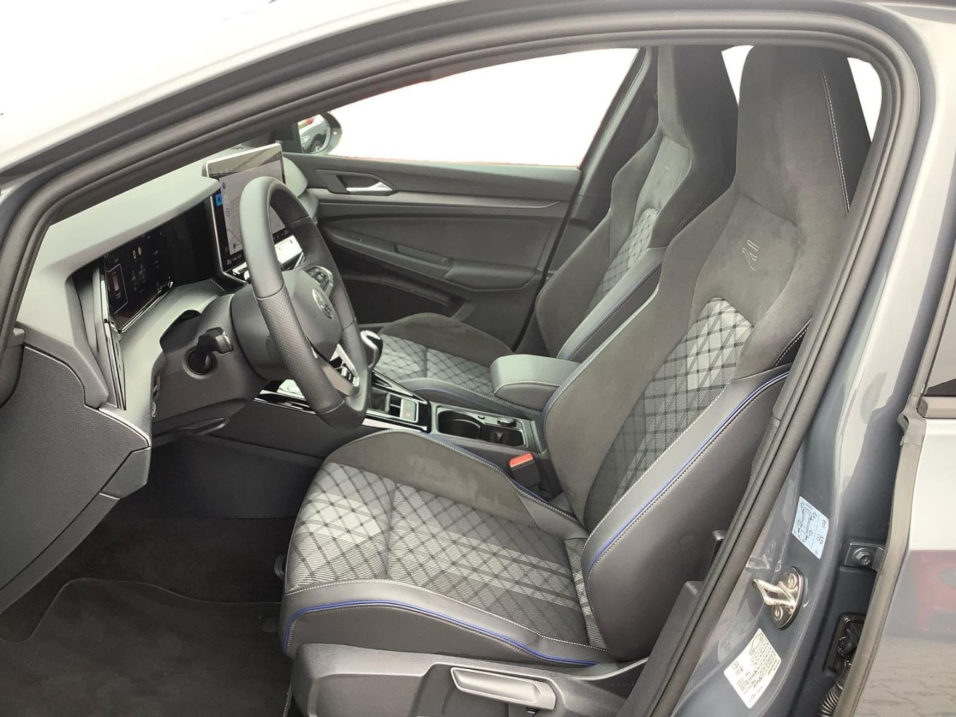 Volkswagen Golf Variant R-Line