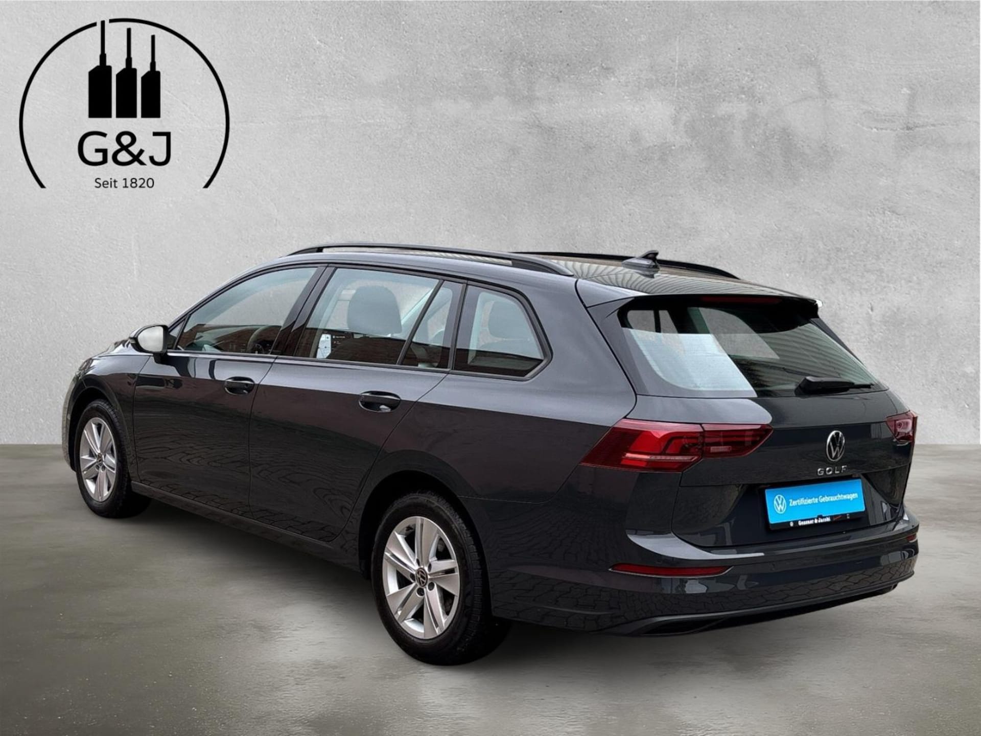 Volkswagen Golf Variant Life
