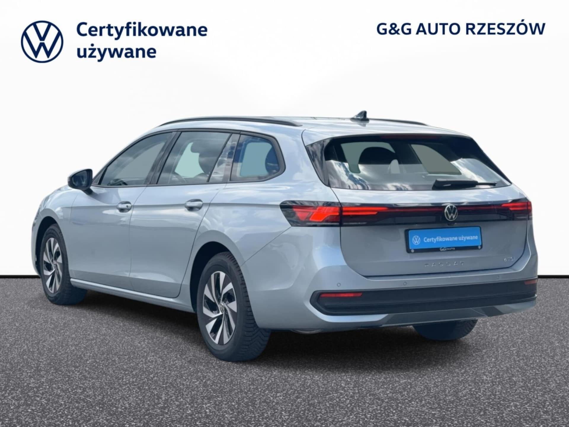 Volkswagen Passat Model bazowy