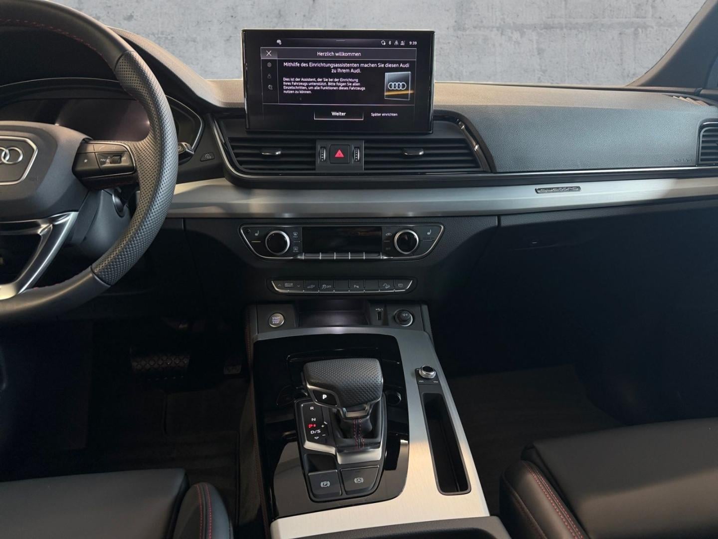 Bild über Audi Q5 Sportback TFSI e S line business 55 TFSI e quattro S tronic - für weitere Informationen kontaktieren Sie den Audi Partner