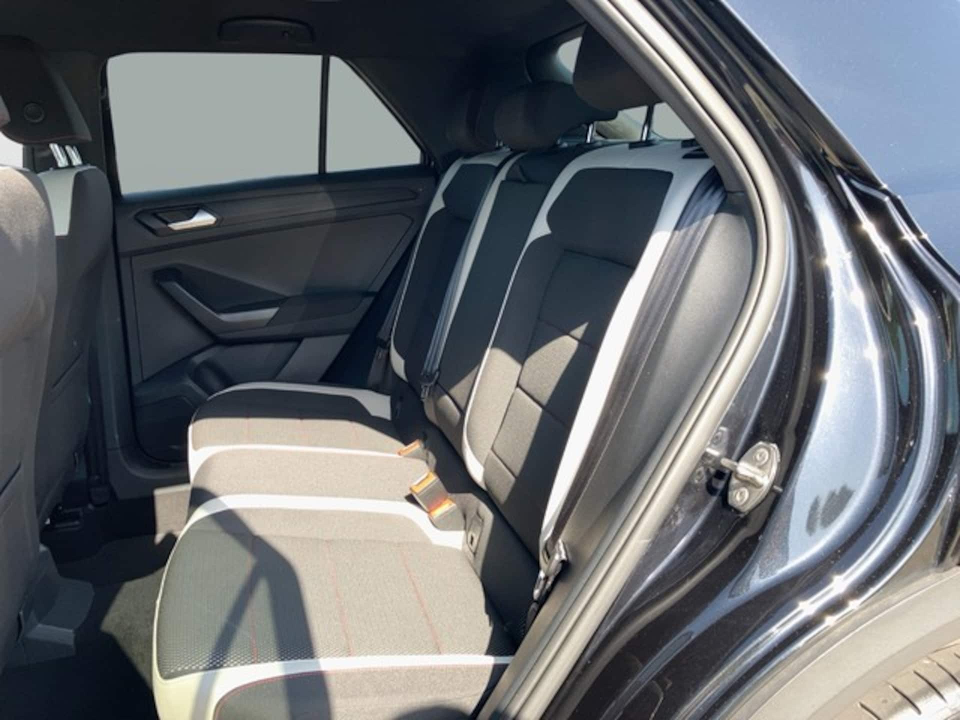 Volkswagen T-Roc Sport