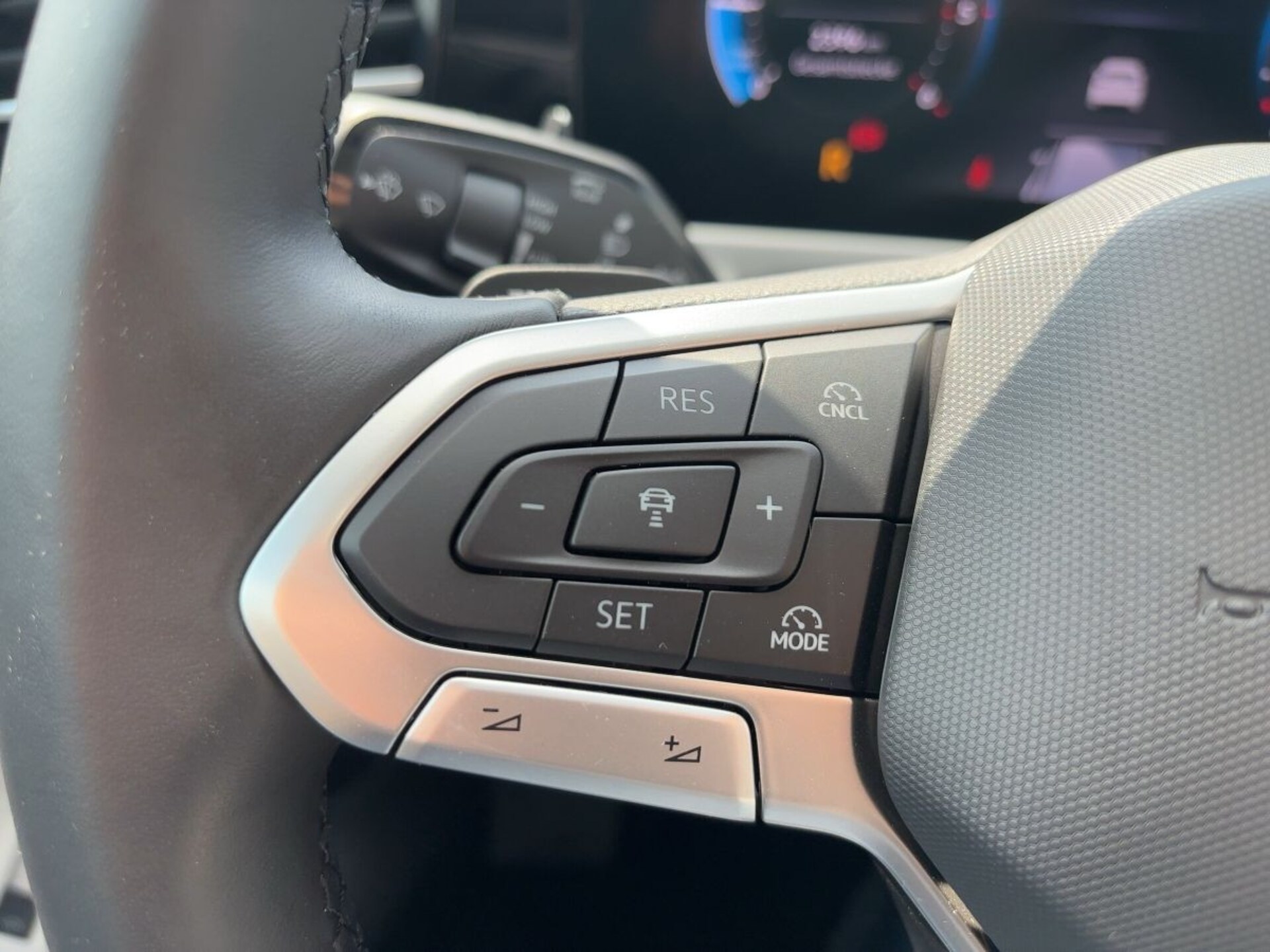 Volkswagen Passat Elegance