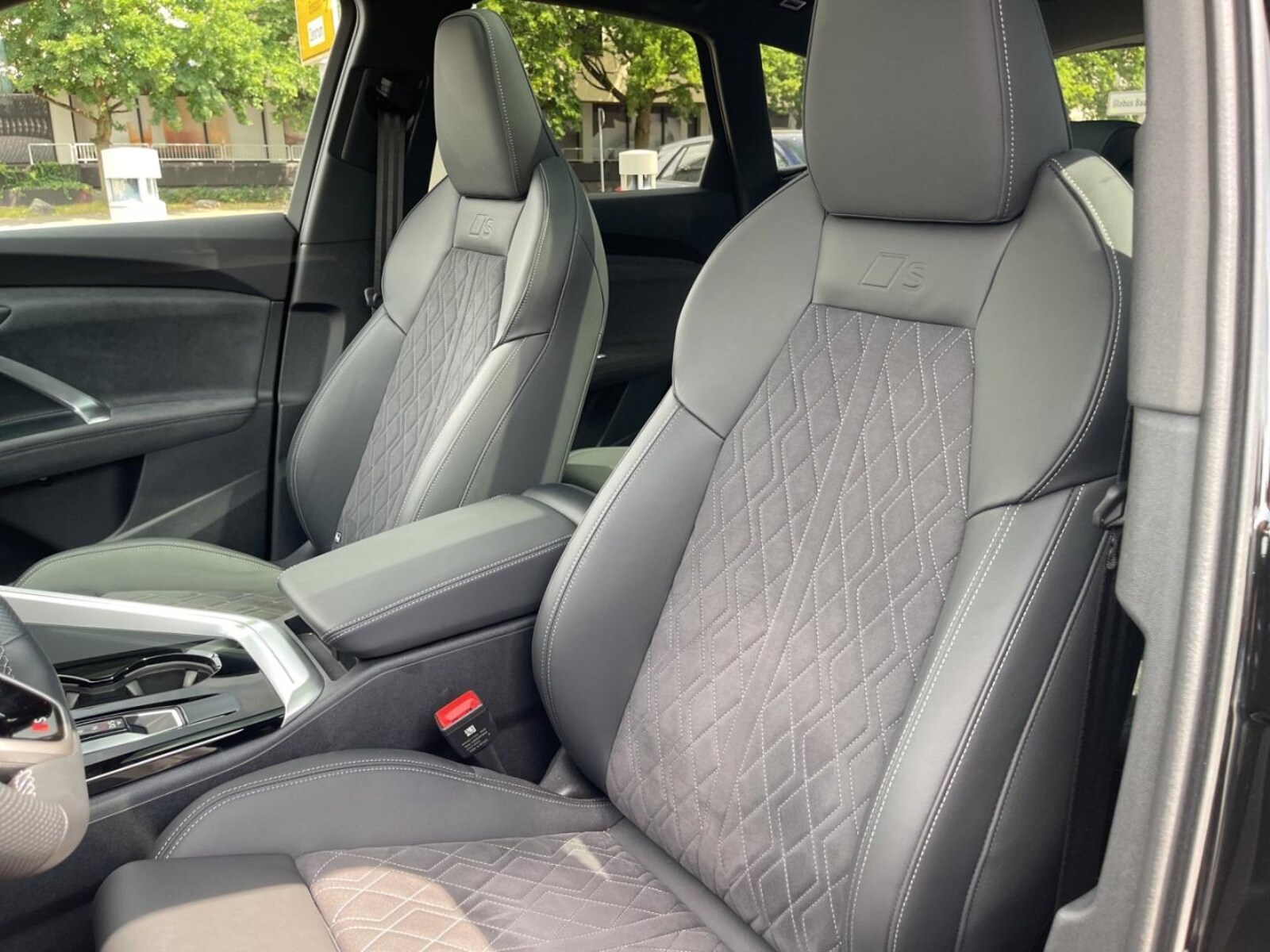 Audi SQ5 – Bild 20