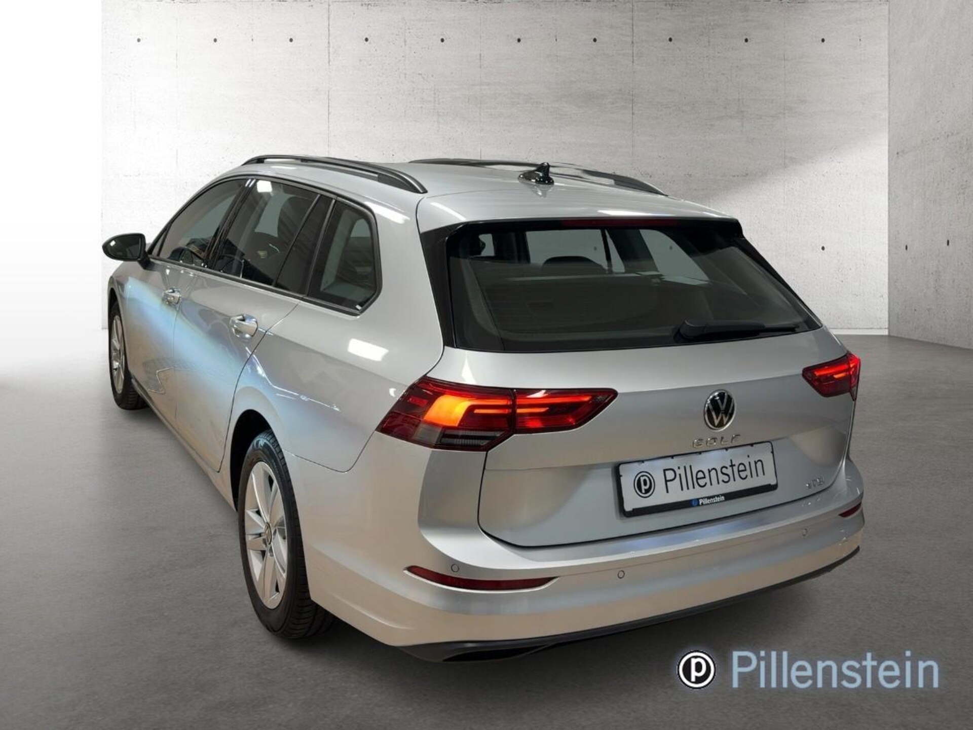 Volkswagen Golf Variant Life