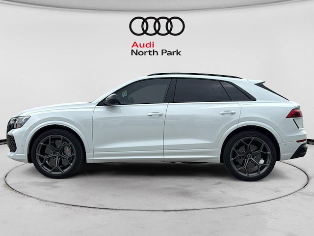 2026 Audi RS Q8 SUV performance