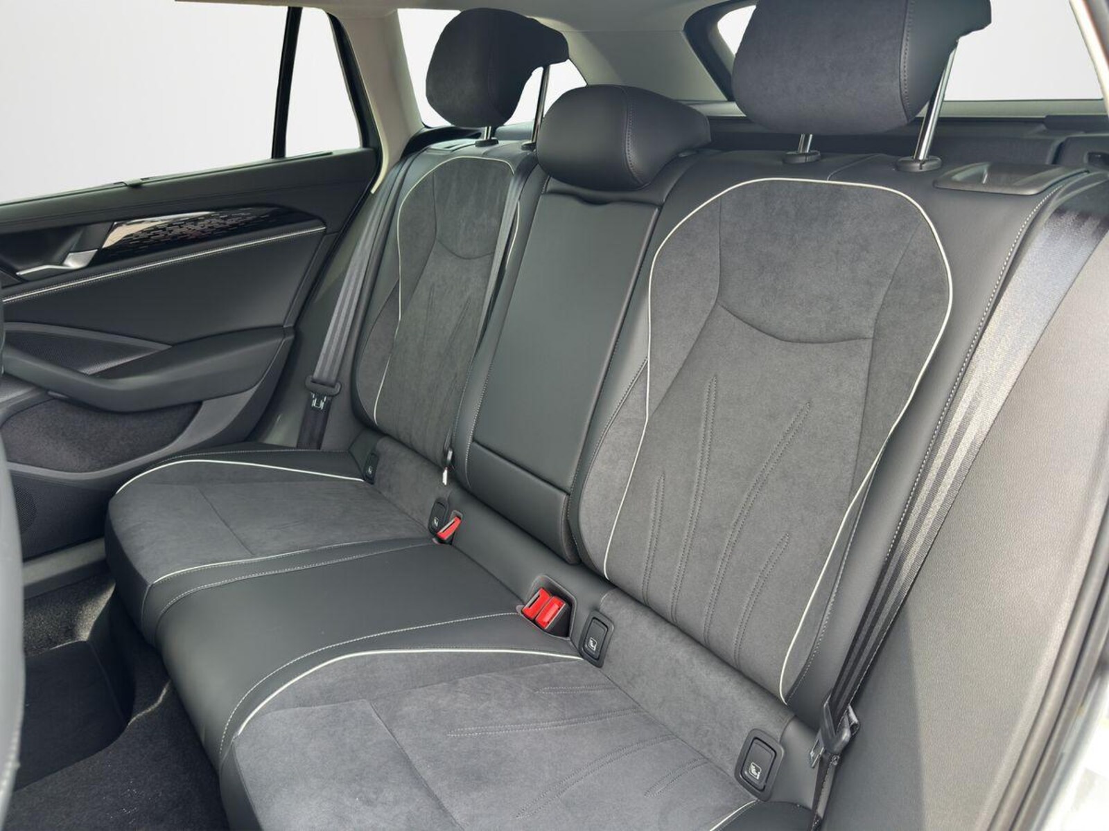 Volkswagen Passat – Bild 14