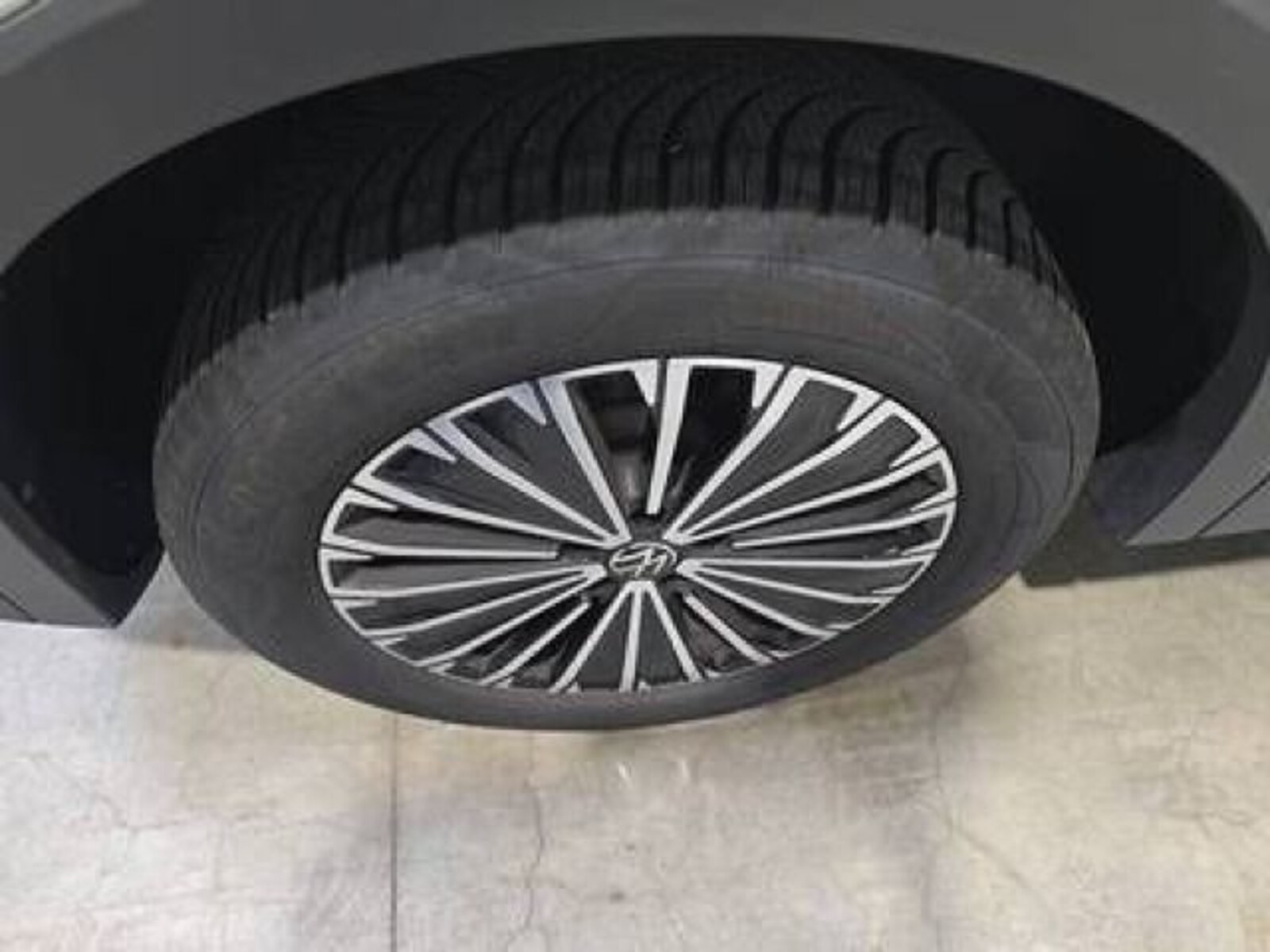 Volkswagen Tiguan – Bild 4