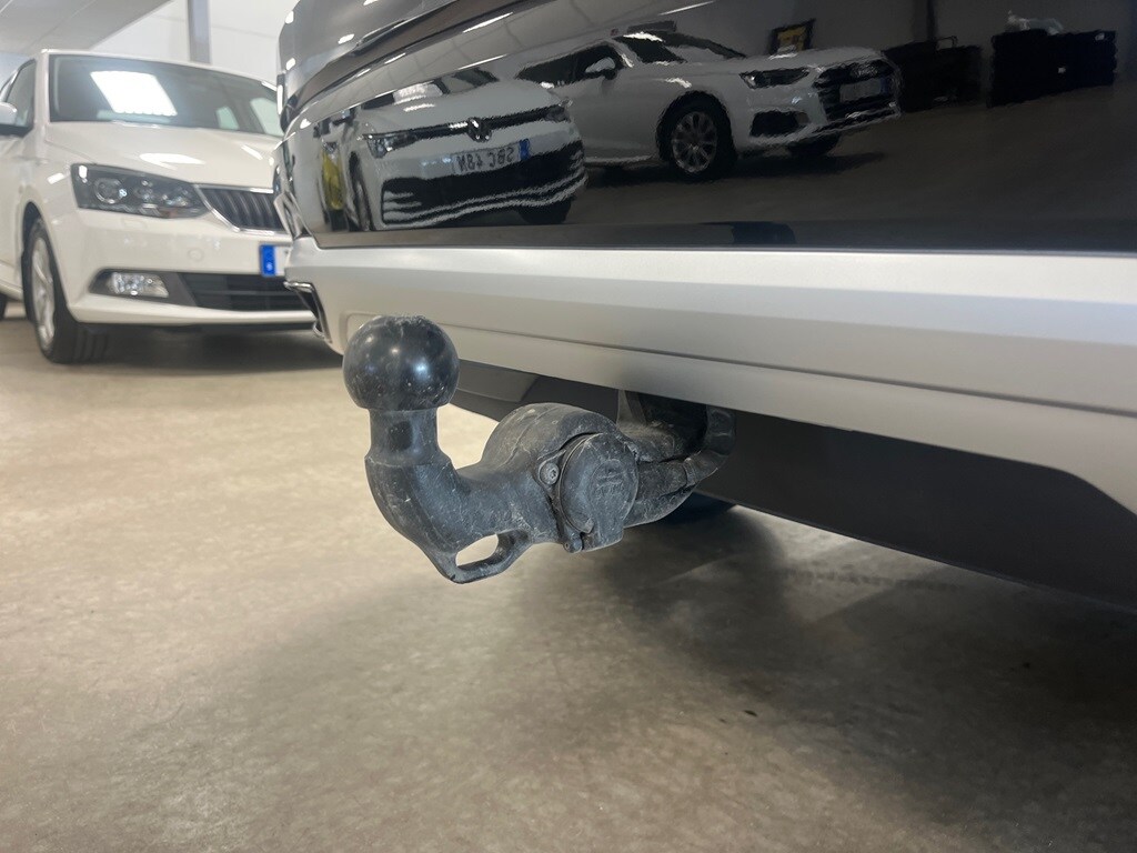 Bild som visar&nbsp;Audi Q3&nbsp;Q3 35 TFSI advanced 150 hk S tronic - för mer information kontakta din Audi Partner