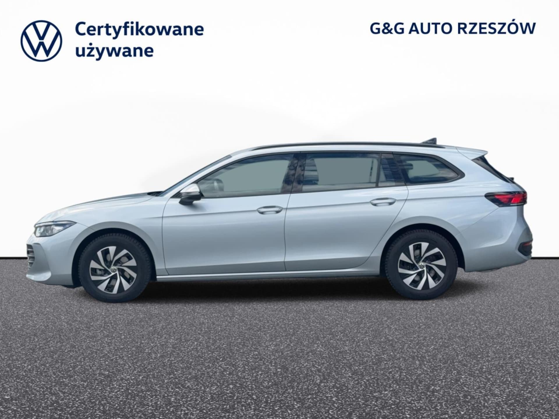 Volkswagen Passat Model bazowy