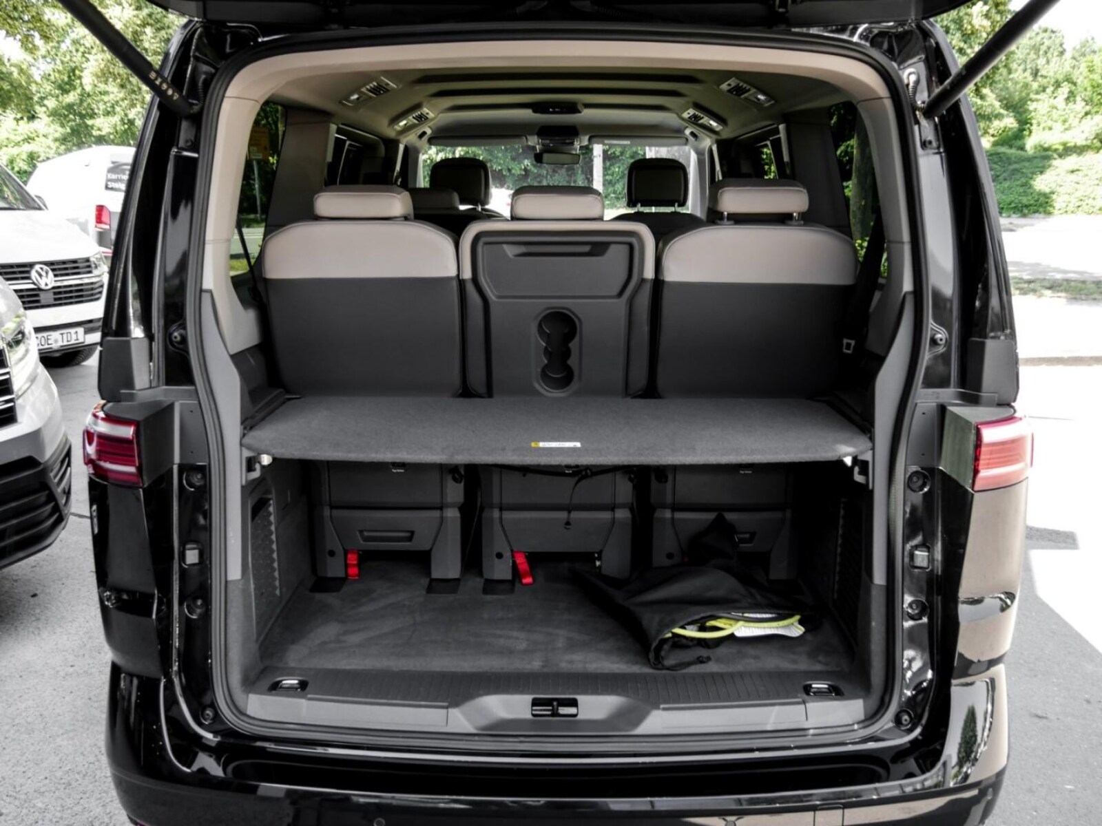 Volkswagen Multivan Langversion – Bild 13