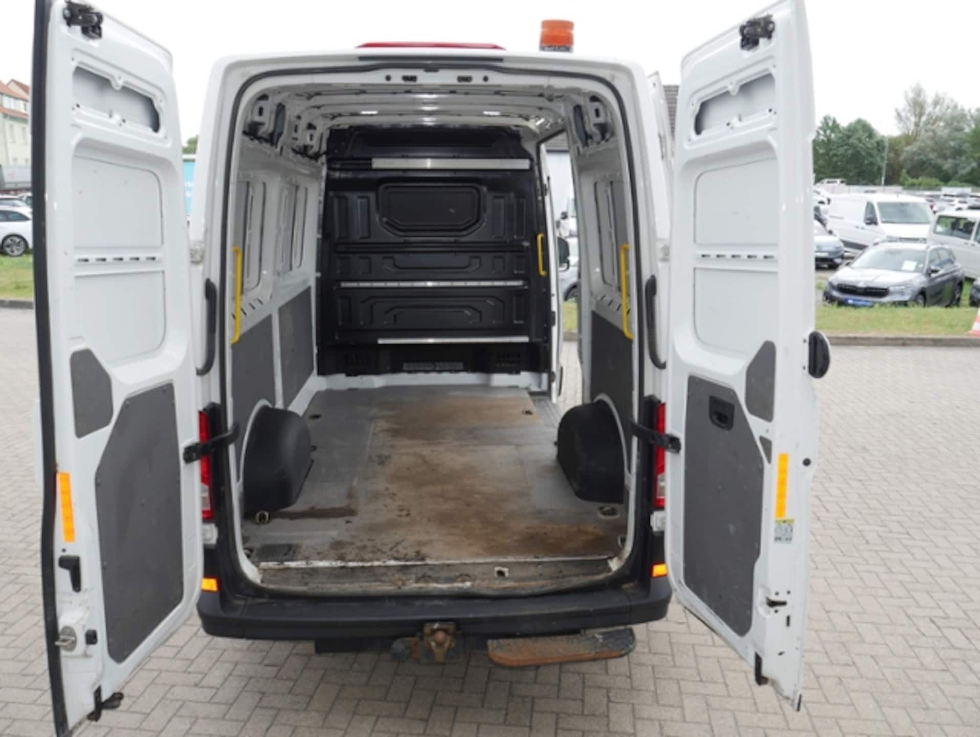Volkswagen Crafter Kasten mittlerer Radstand