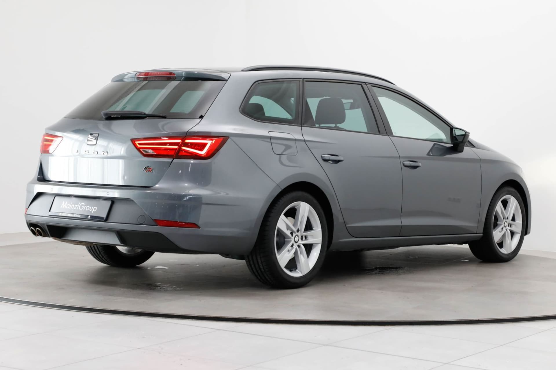 SEAT Leon Sportstourer FR