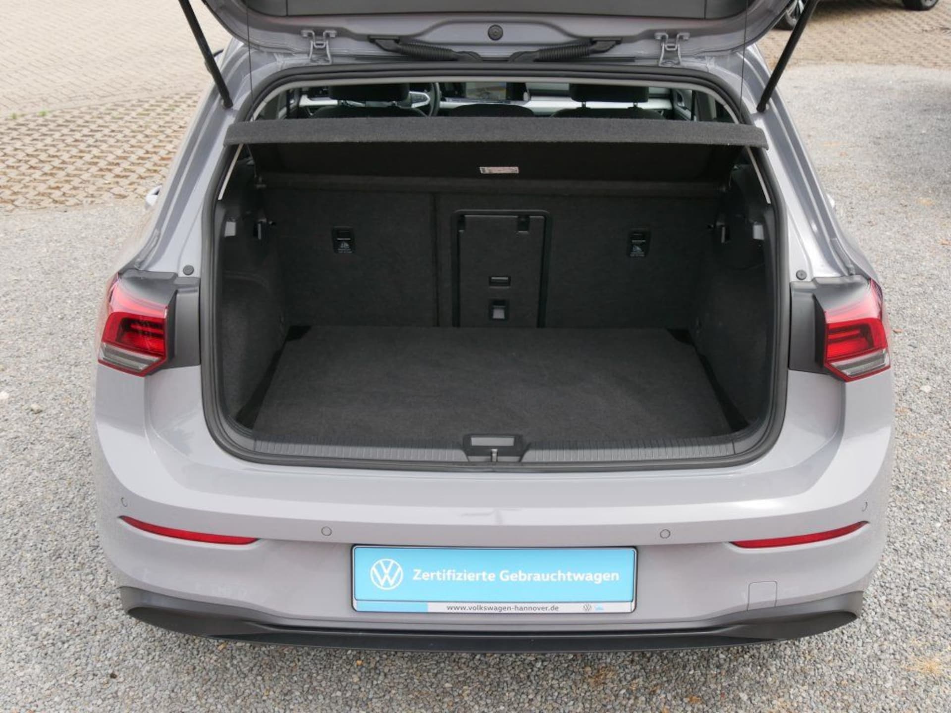 Volkswagen Golf Life