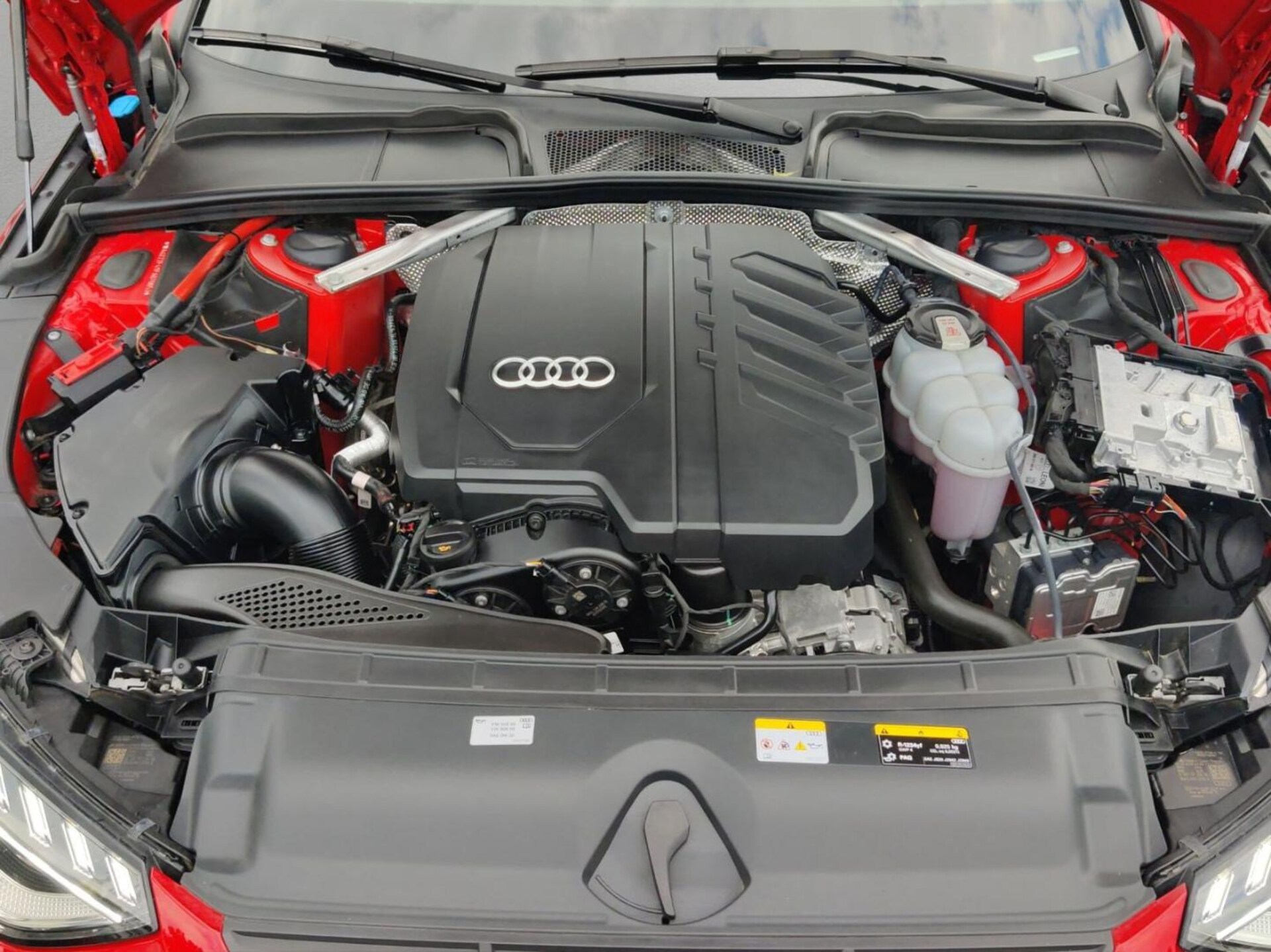 Audi A4 Avant S line
