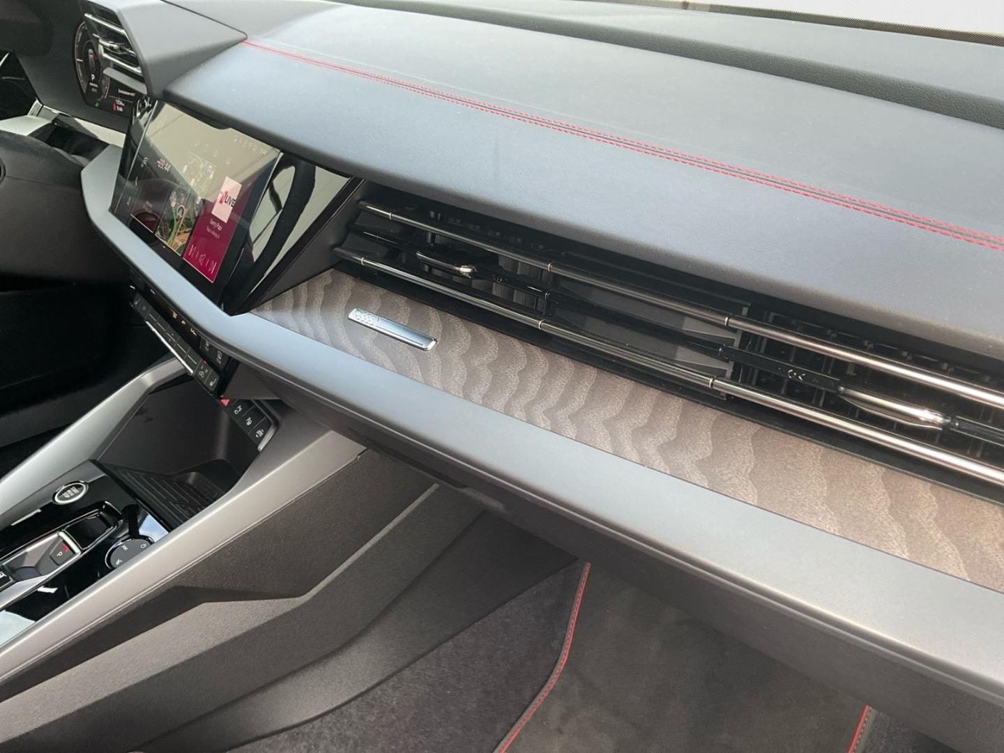 Bild über Audi A3 Sportback TFSI e TFSI e 150 kW S tronic - für weitere Informationen kontaktieren Sie den Audi Partner
