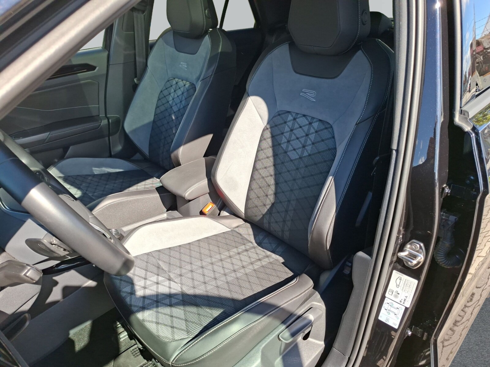 Volkswagen T-Roc – Bild 11
