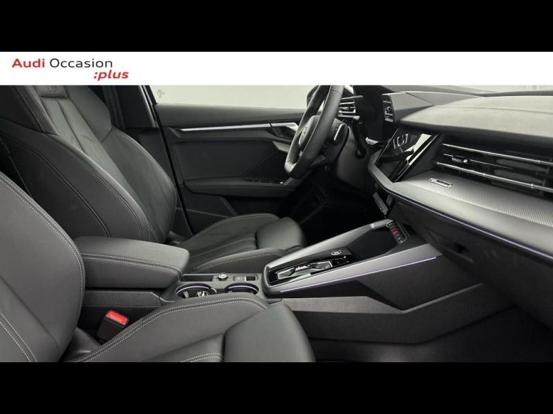 Image about Audi A3 Berline S line 35 TFSI Hybride 110 kW (150 ch) S tronic