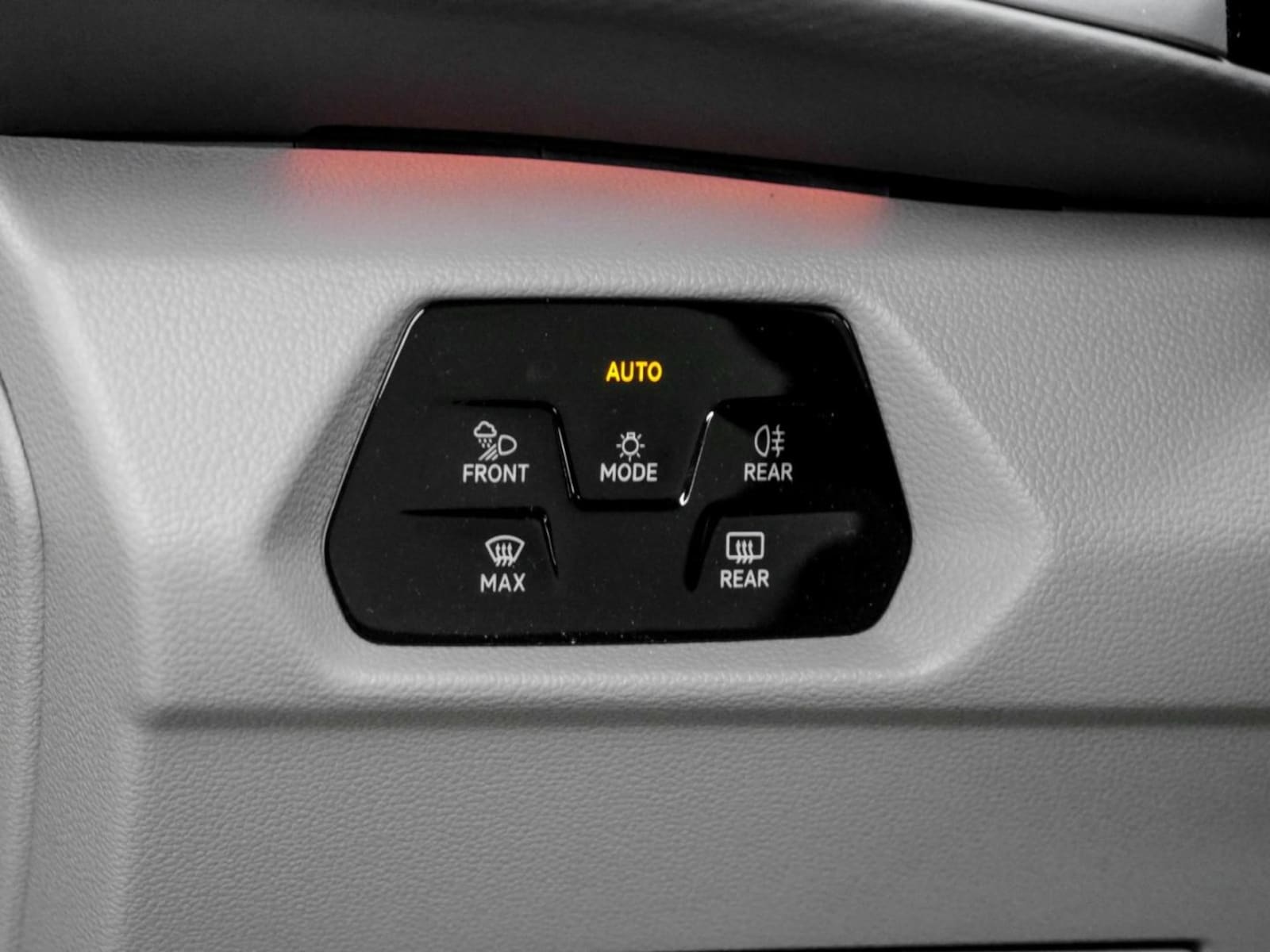 Volkswagen Multivan Langversion – Bild 15