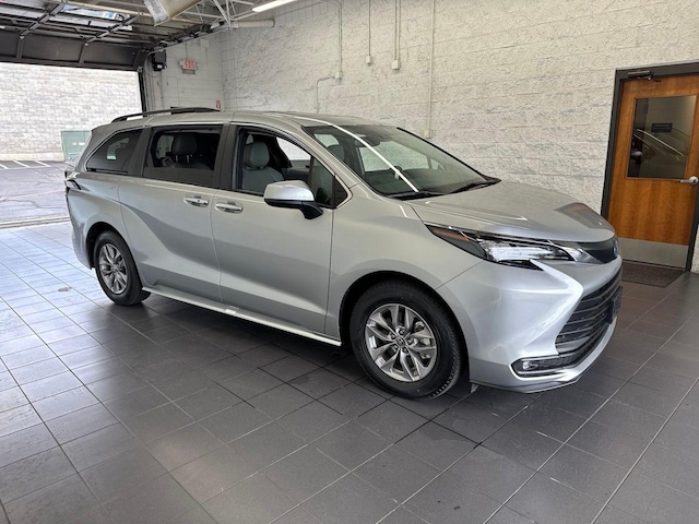 Photo of 2025 Toyota Sienna