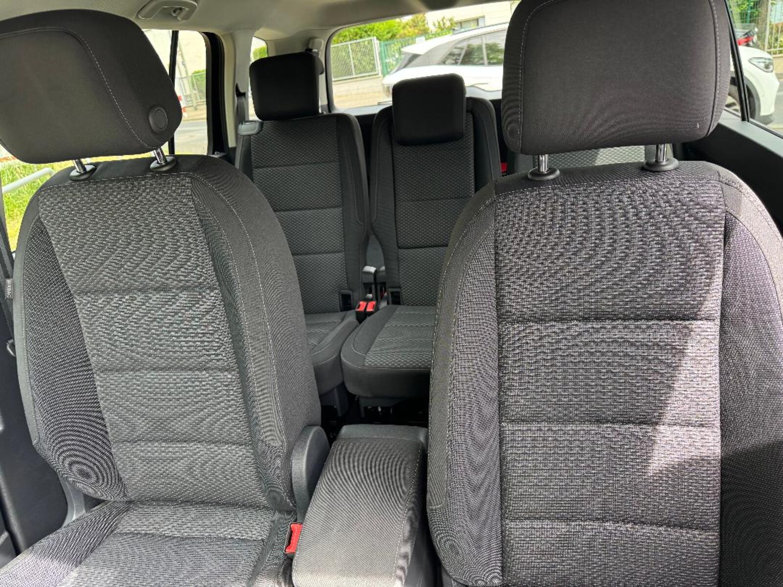 Volkswagen Touran – Bild 10