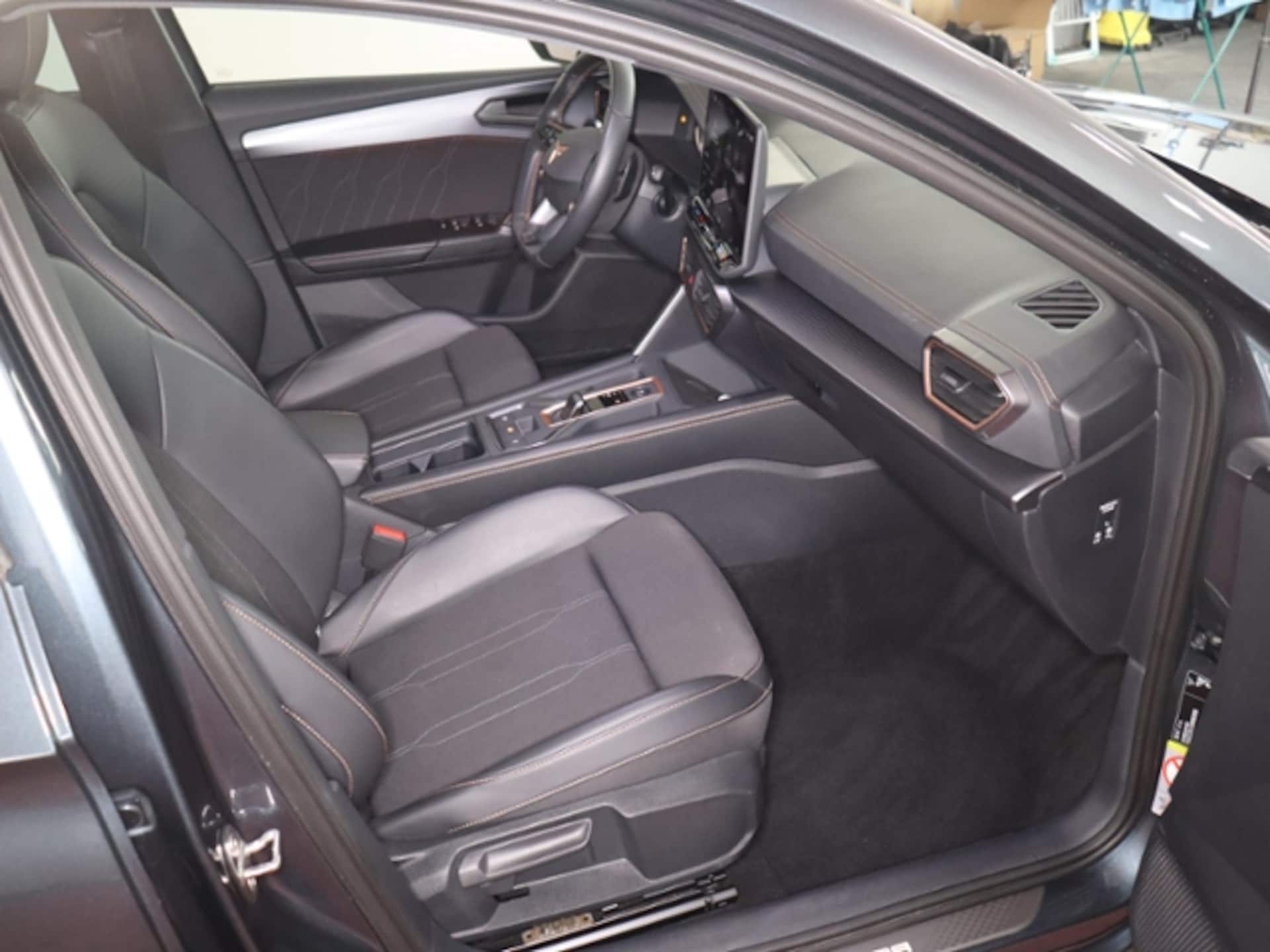 CUPRA Leon