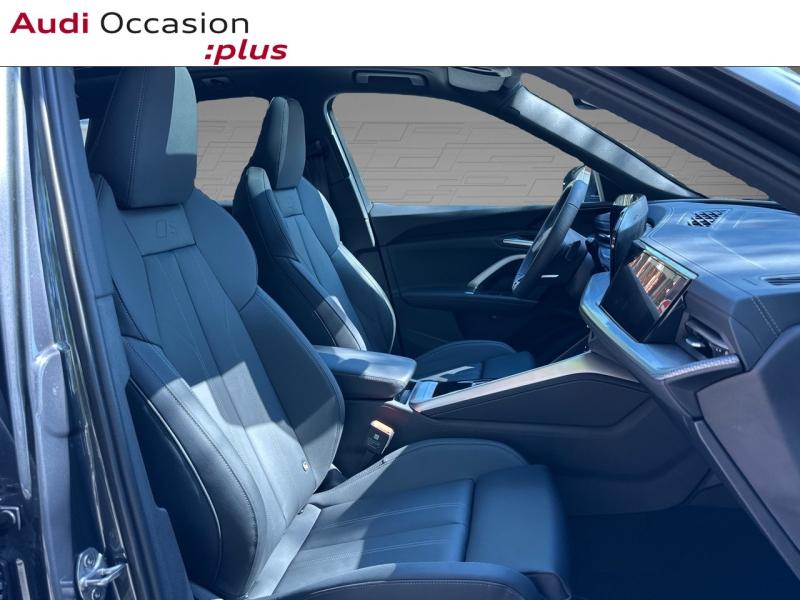 Image about Audi Q5 Design TFSI Hybride 204 ch S tronic