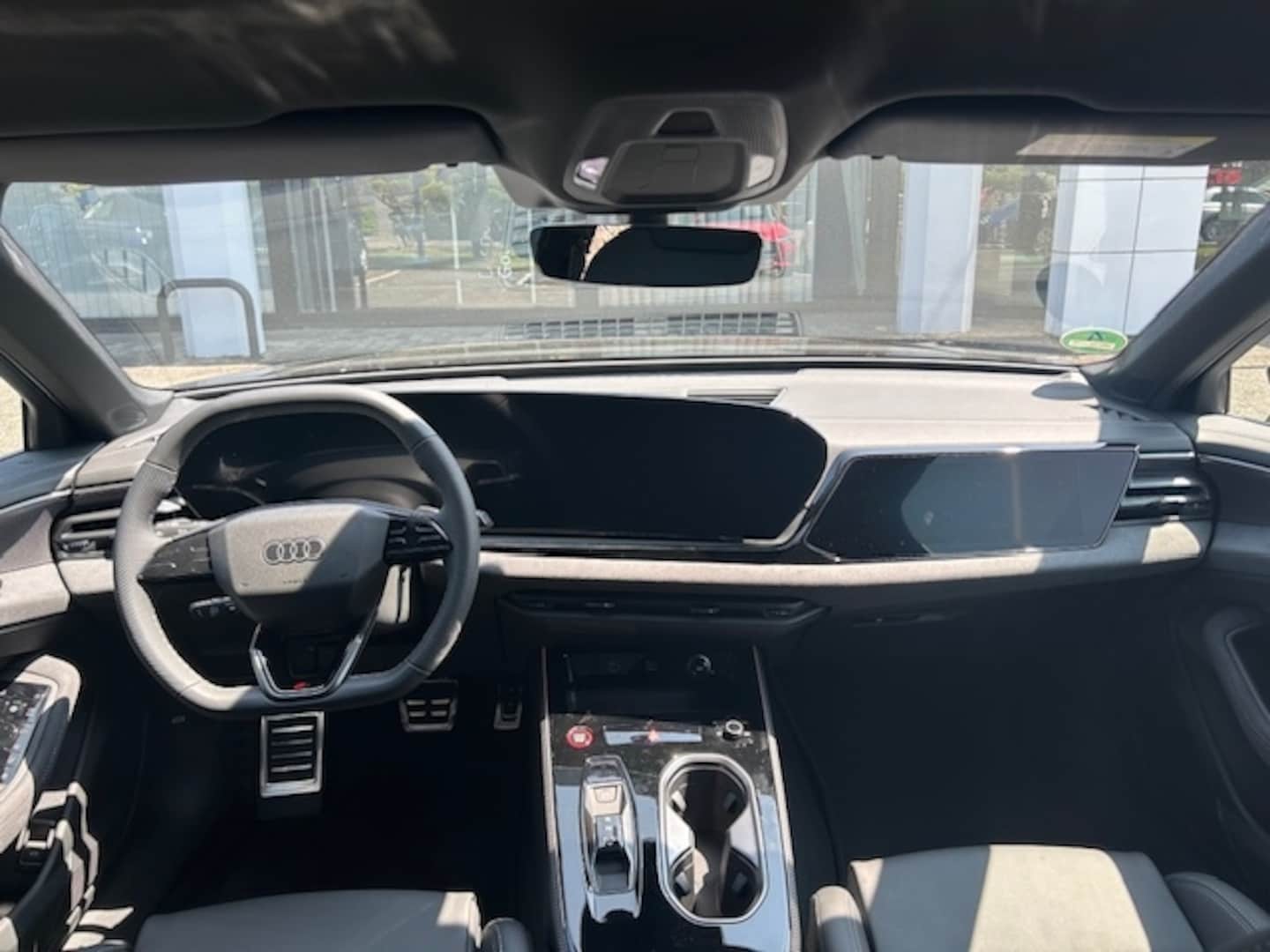 Bild über Audi A6 Avant TFSI 150 kW S tronic - für weitere Informationen kontaktieren Sie den Audi Partner