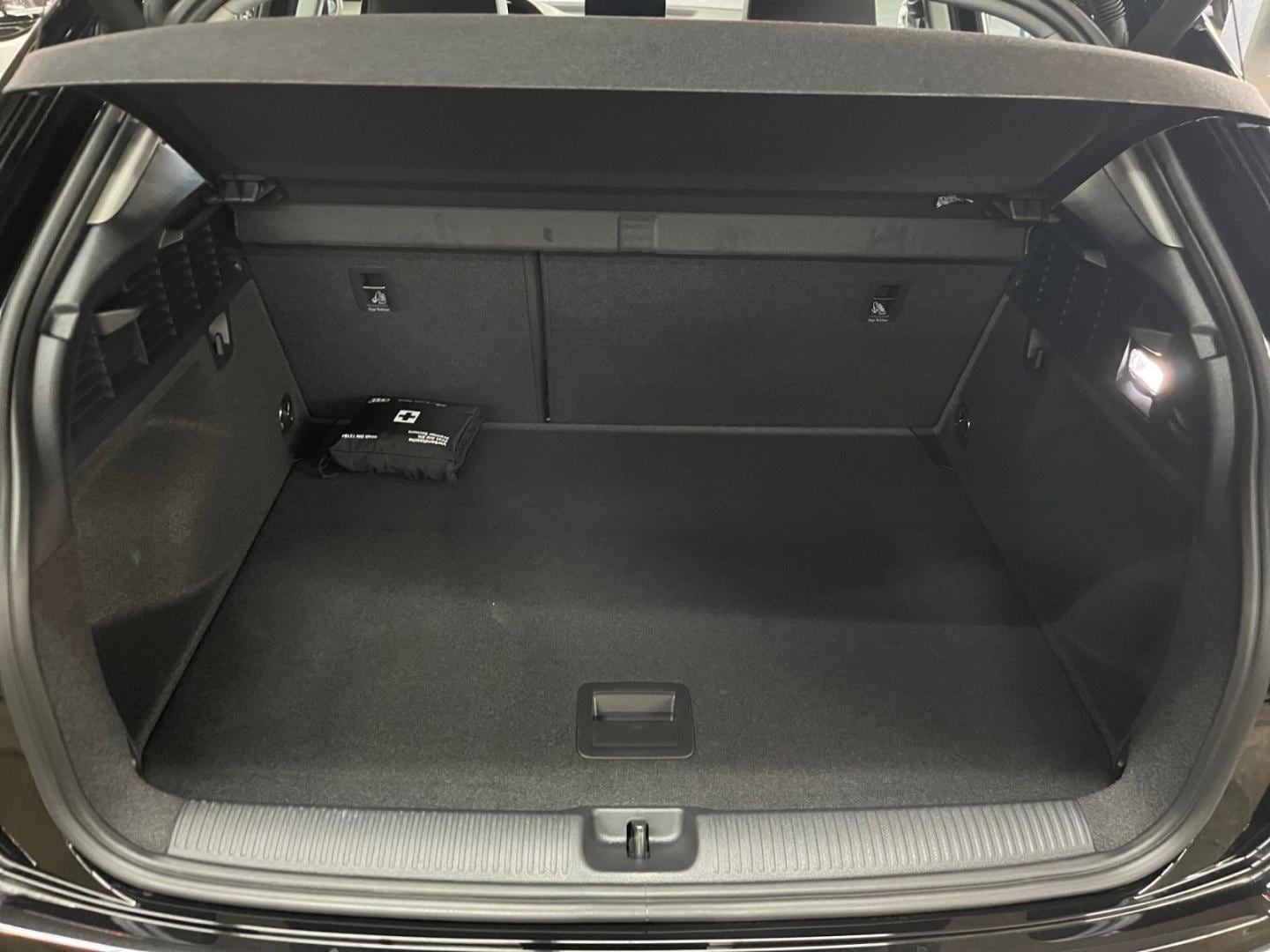 Bild über Audi Q2 S line 35 TFSI 110(150) kW(PS) S tronic - für weitere Informationen kontaktieren Sie den Audi Partner