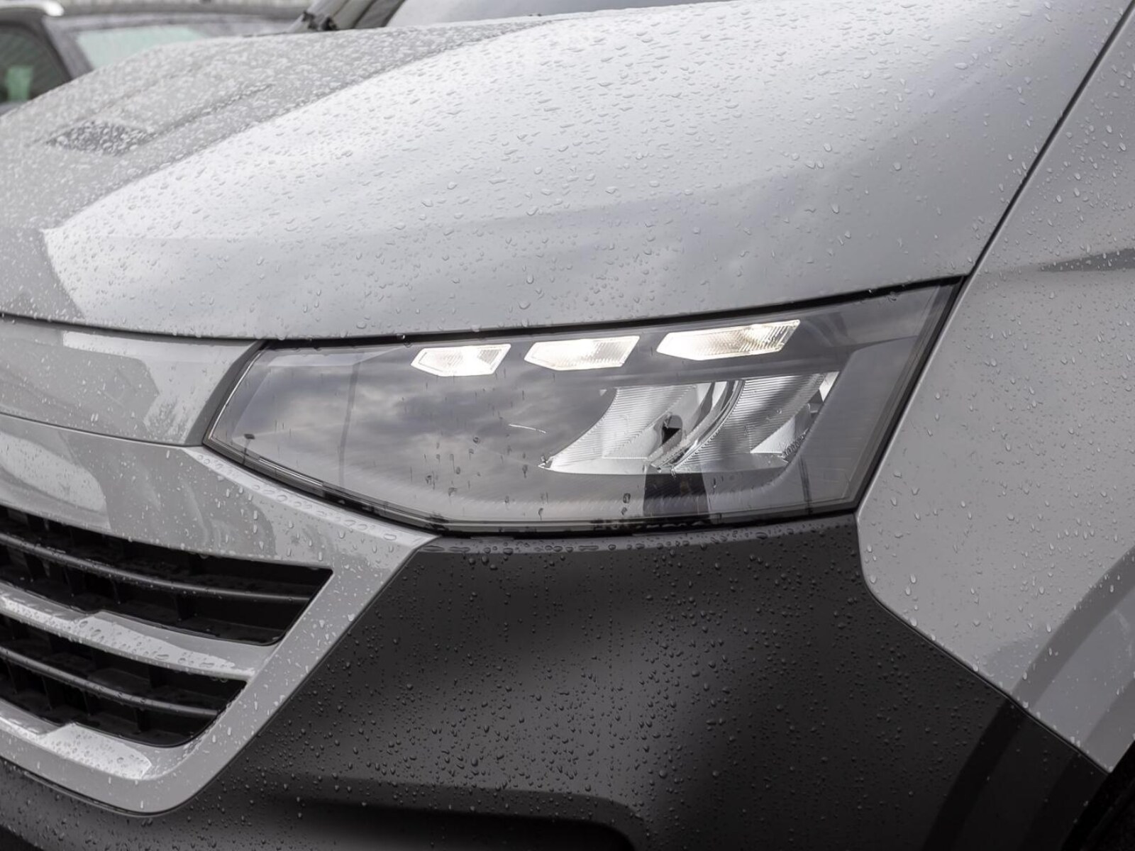Volkswagen Transporter Kasten langer Radstand – Bild 9