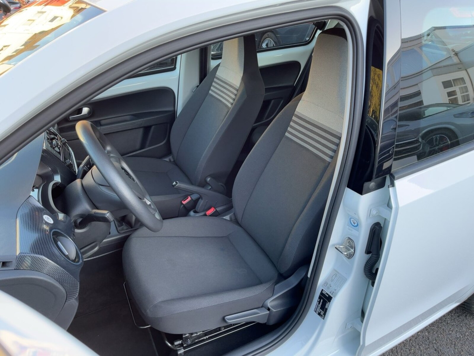 Volkswagen up! – Bild 11