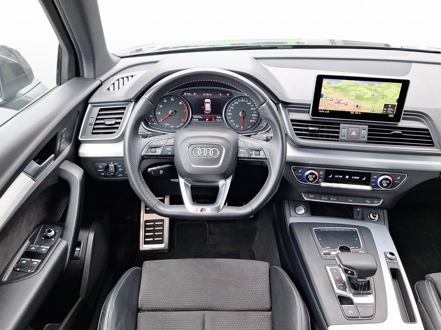 Bild über Audi Q5 Sport 2.0 TFSI quattro 185 kW (252 PS) S tronic - for more details contact your dealer