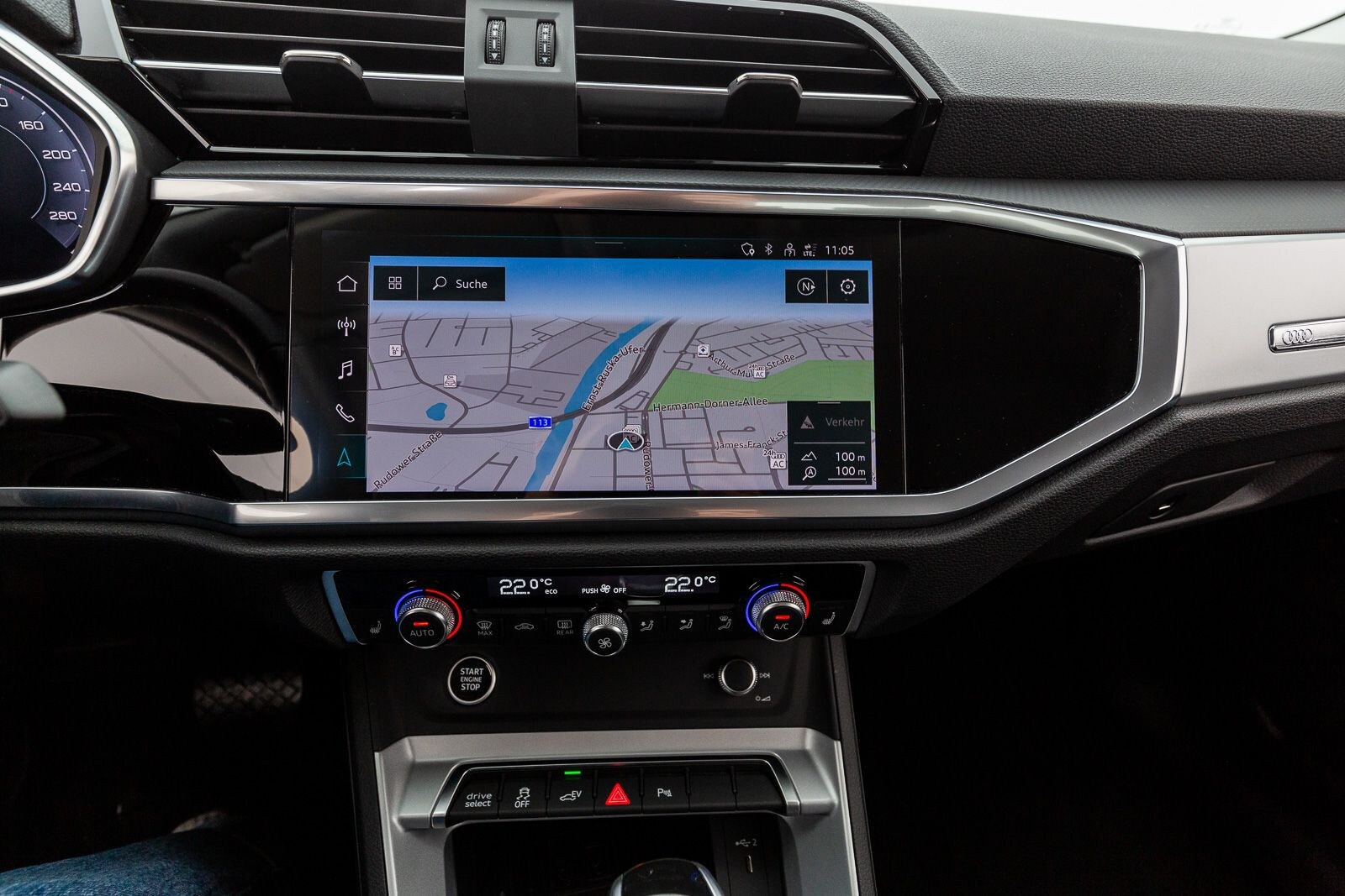 Image about Audi Q3 TFSI e 45 TFSI e S tronic