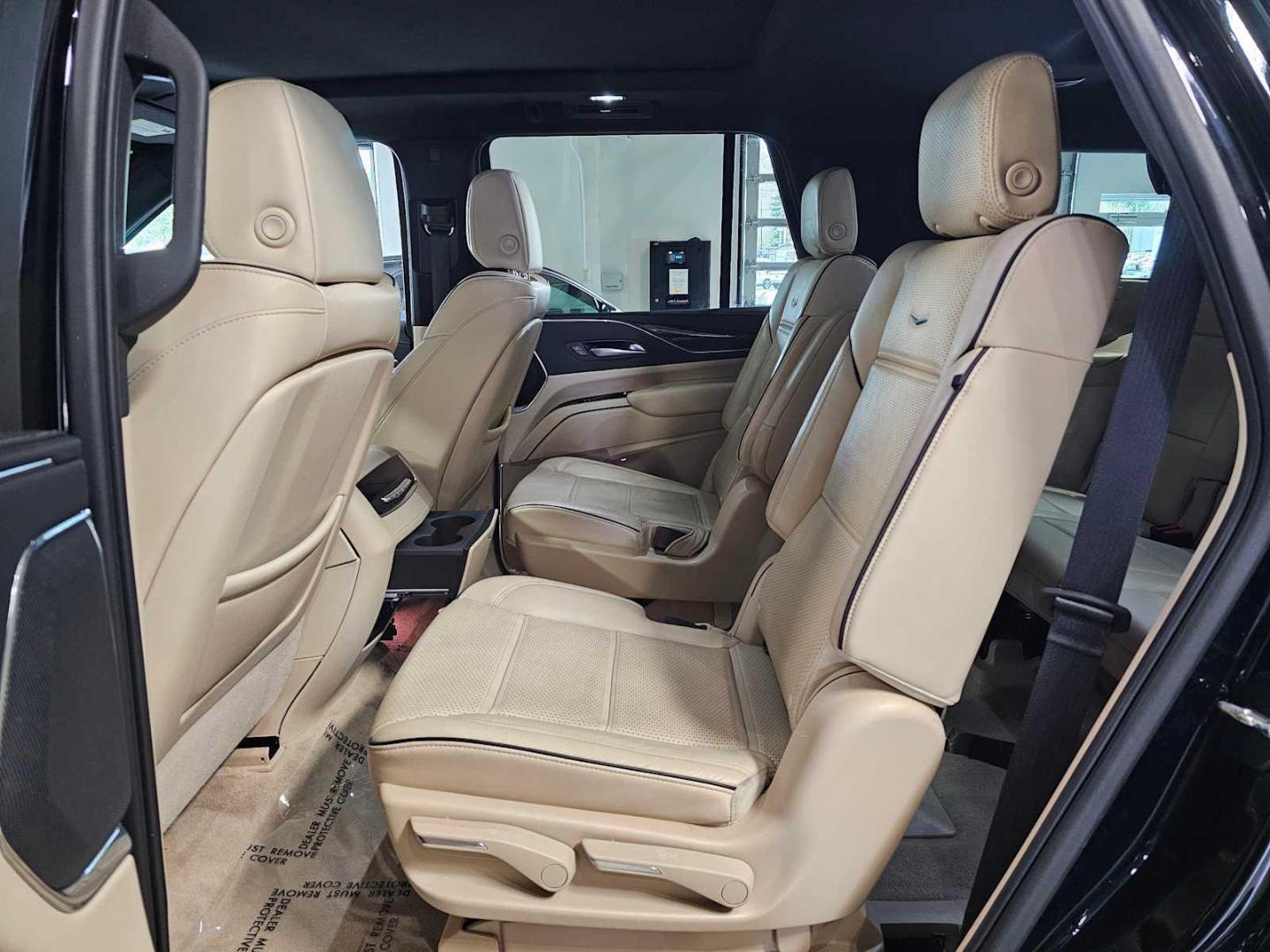 2023 Cadillac Escalade Premium Luxury - Photo 19