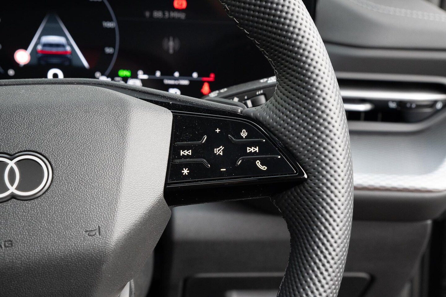 Image about Audi Q5 Sportback TFSI quattro 200 kW sport