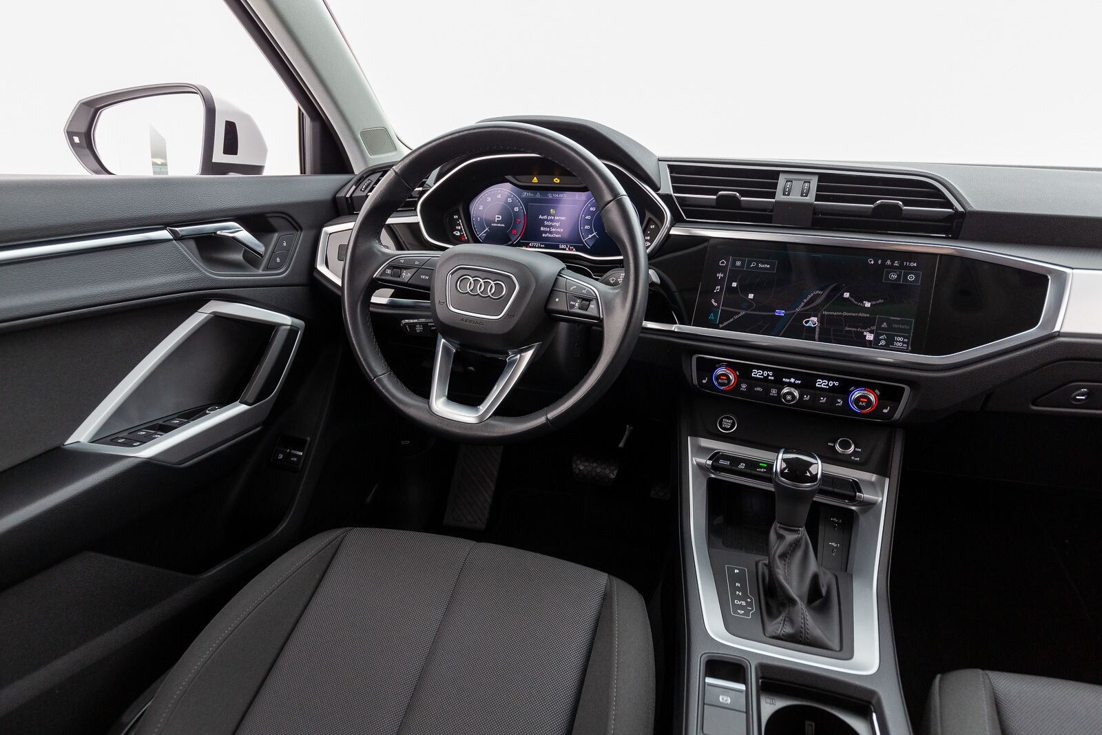Image about Audi Q3 TFSI e 45 TFSI e S tronic