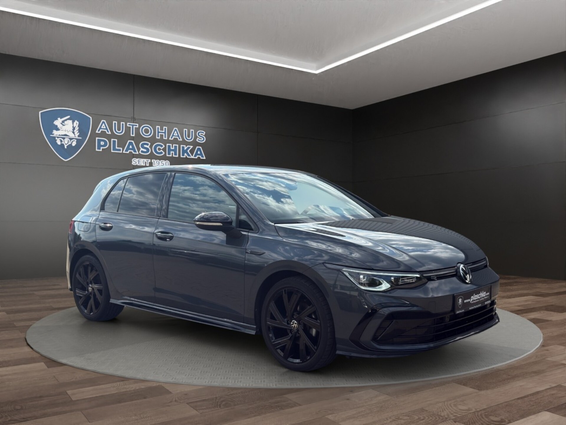 Volkswagen Golf R-Line