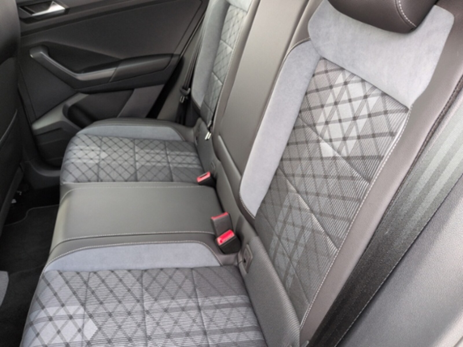 Volkswagen T-Roc – Bild 15