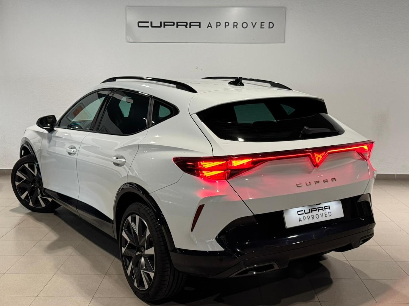 CUPRA Formentor 1.5 eTSI DSG 110 kW (150 CV) — photo 11