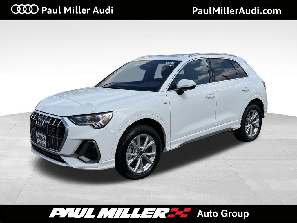 2025 Audi Q3 45 TFSI S Line Premium quattro's photo