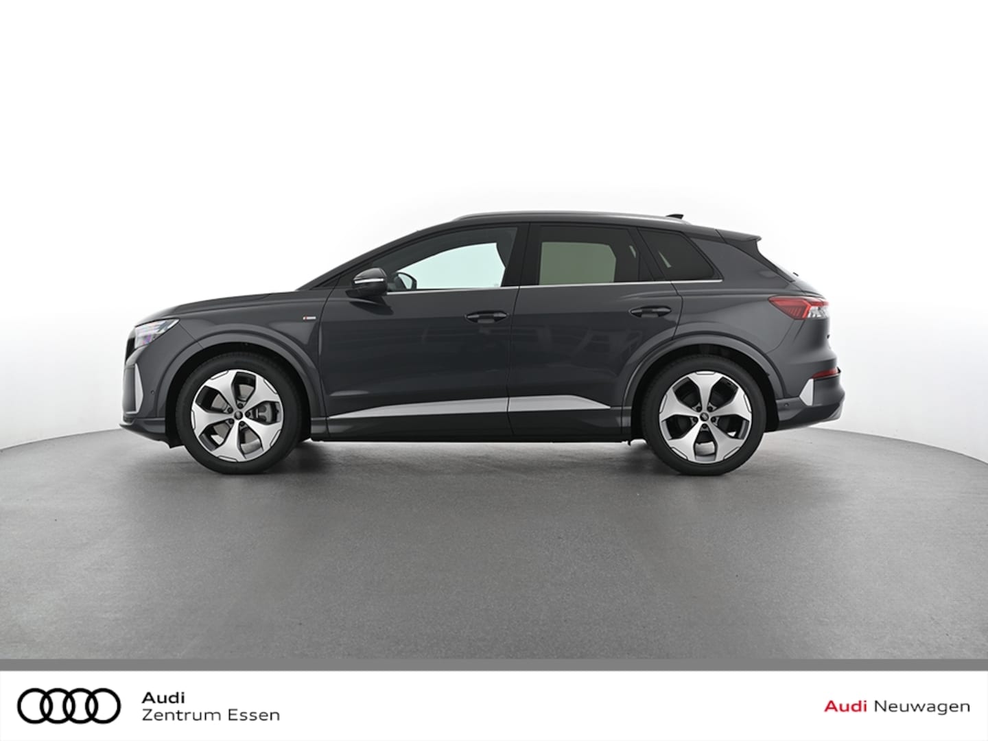 Bild über Audi Q4 SUV e-tron e-tron performance 210 kW - für weitere Informationen kontaktieren Sie den Audi Partner