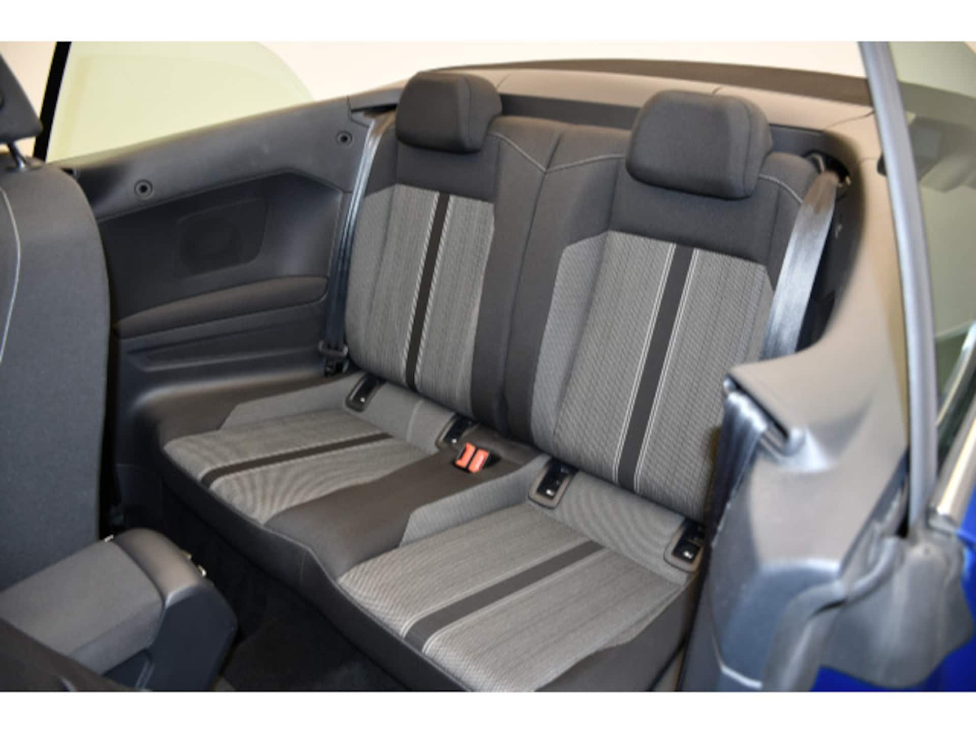 Volkswagen T-Roc Cabriolet Style
