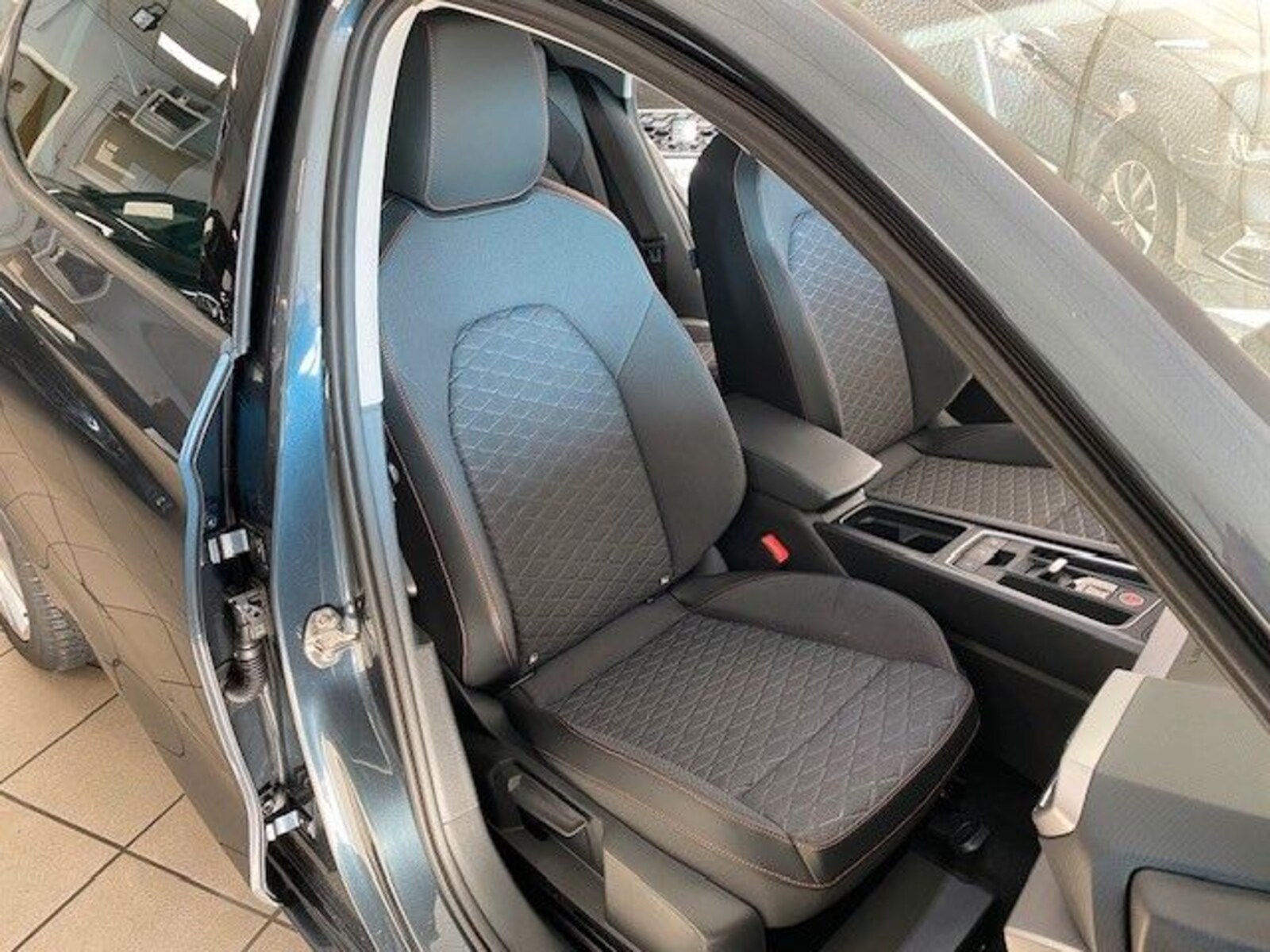 SEAT Leon – Bild 11