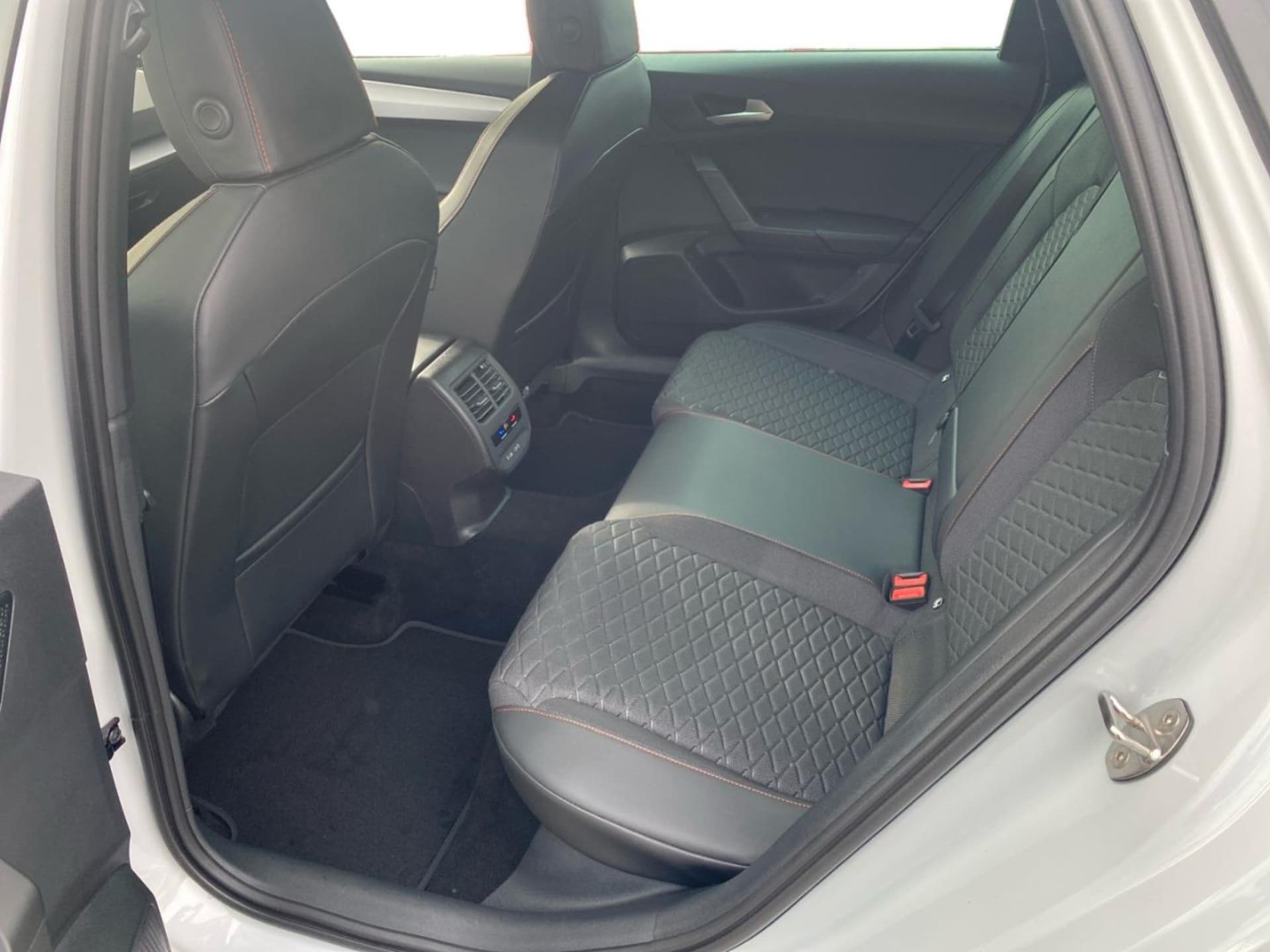 SEAT Leon Sportstourer FR