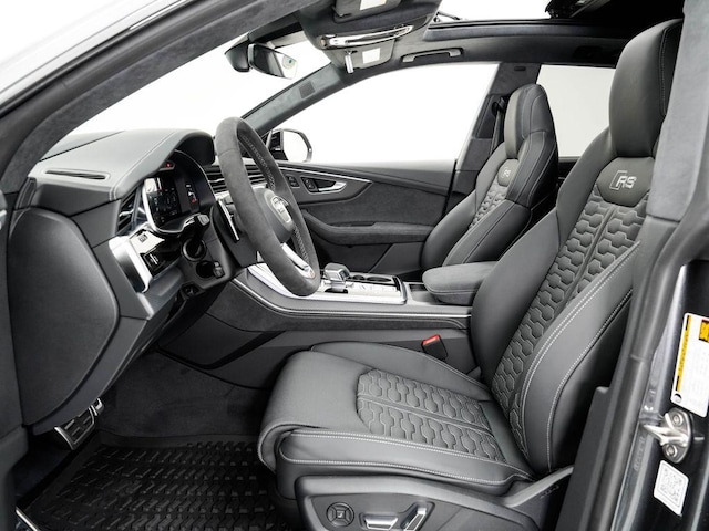 2026 Audi RS Q8 SUV performance