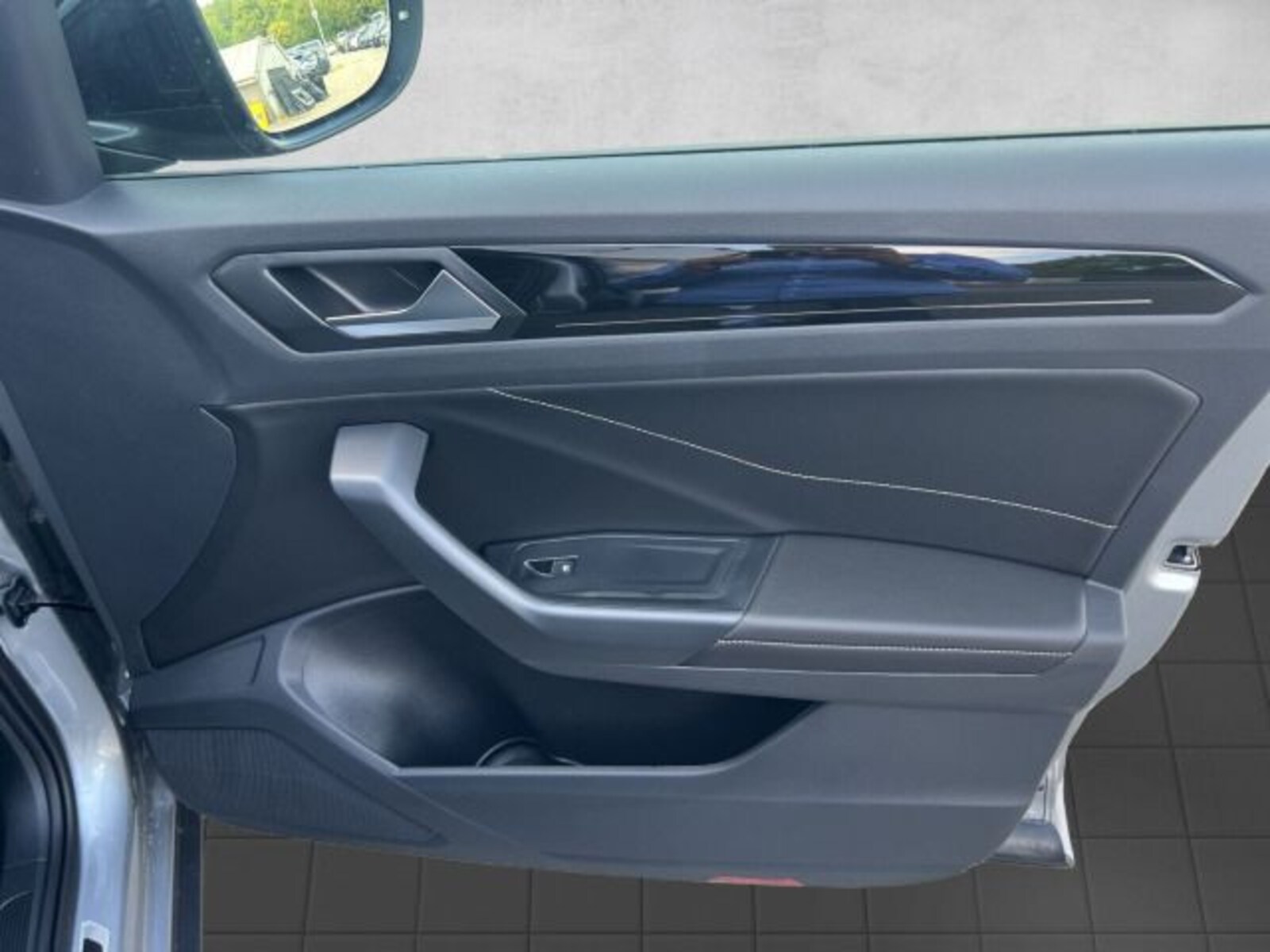 Volkswagen T-Roc – Bild 29