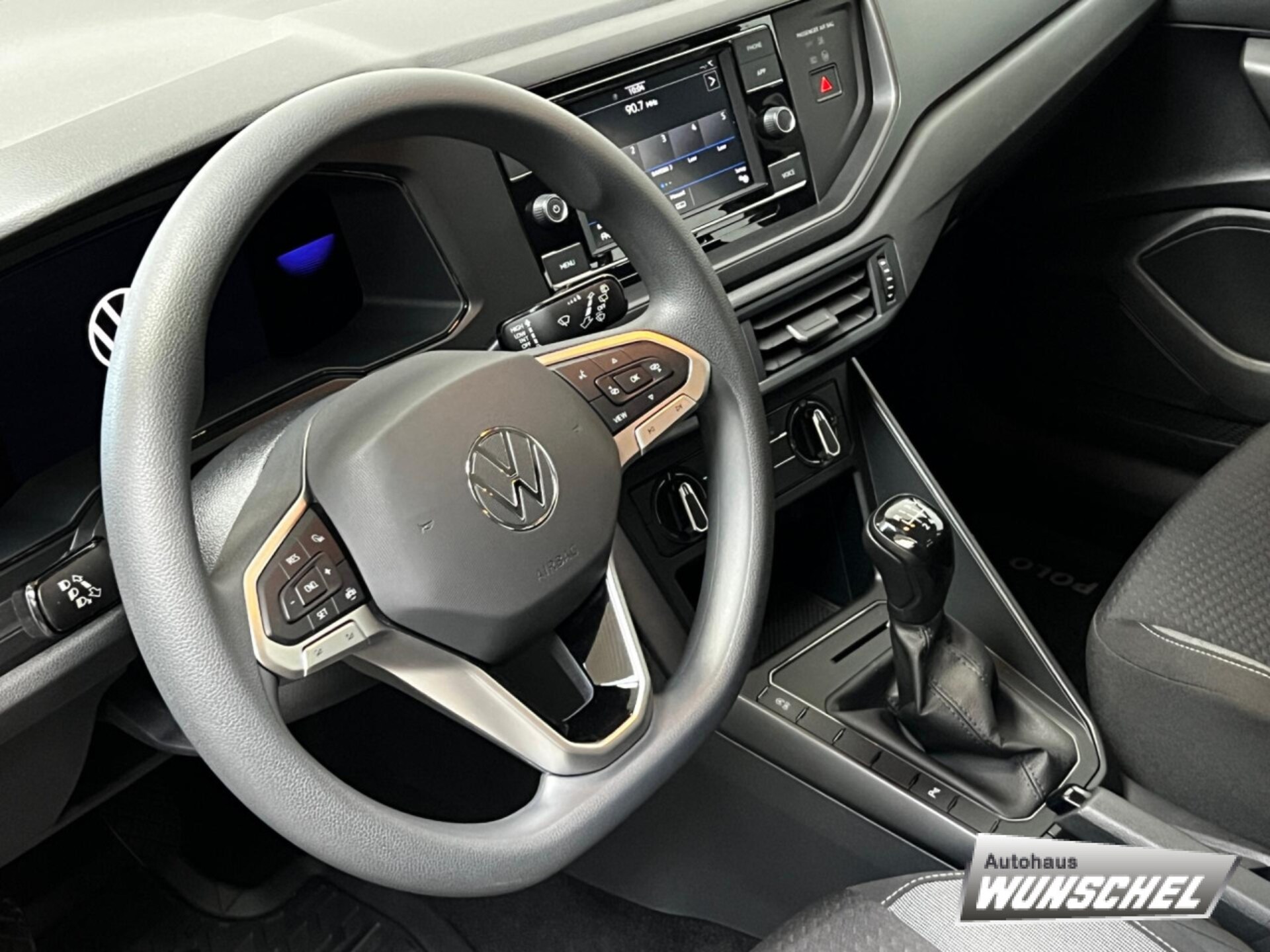 Volkswagen Polo Basis-Modell